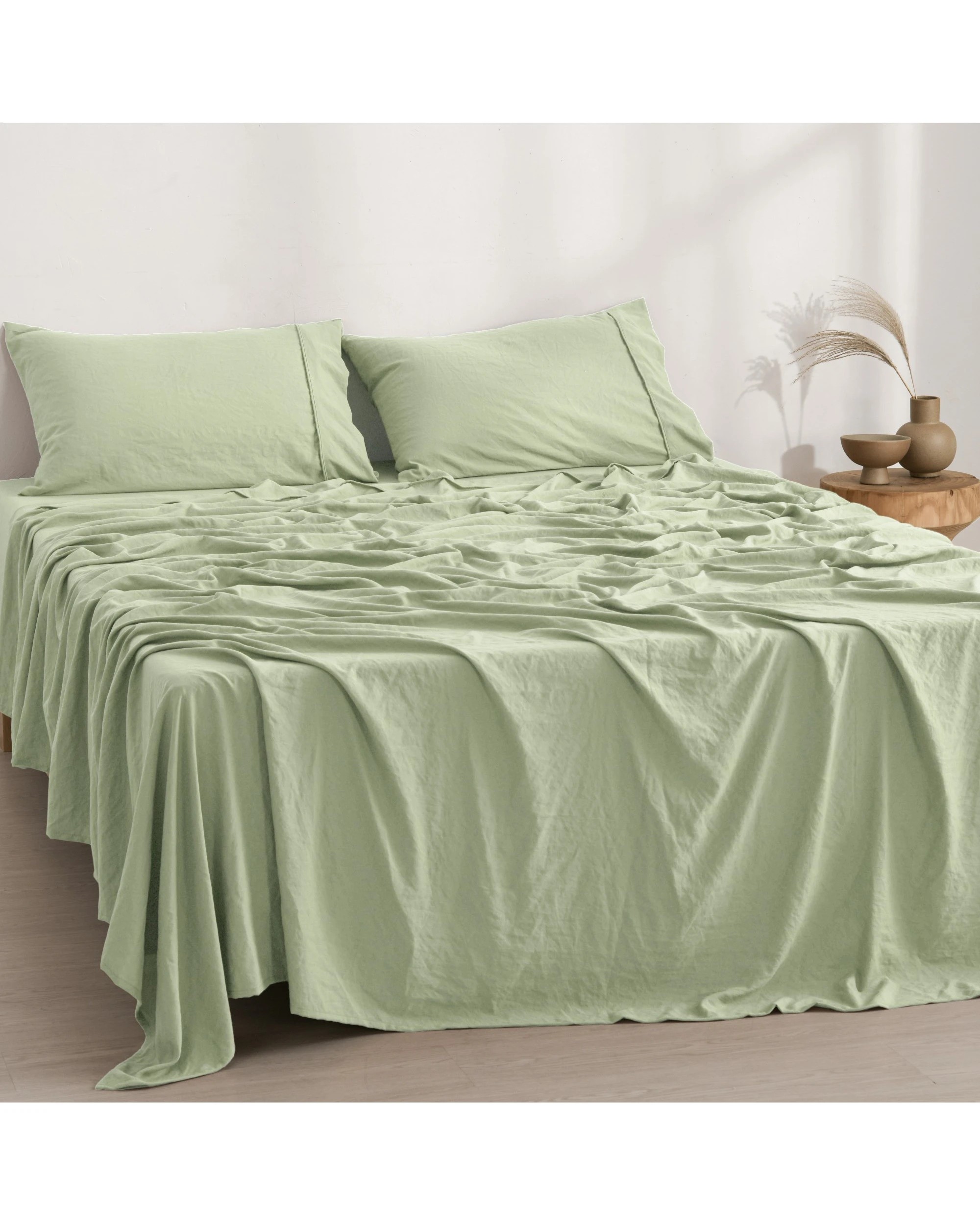 1 Dreamaker Superfine Washed Microfibre Sheet Set - King Single Bed - Green, 1 of 6