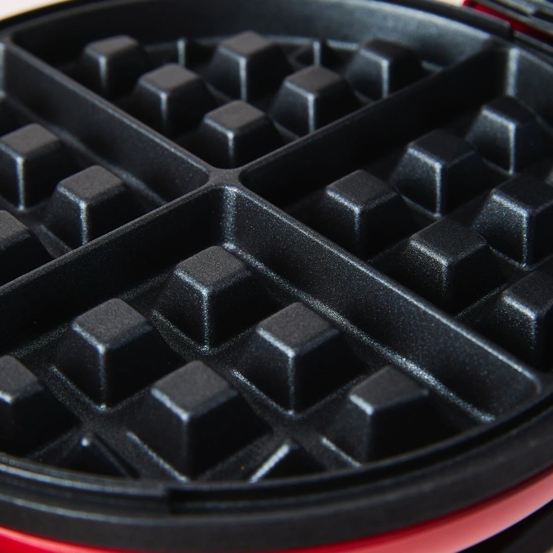 8 Rotating Waffle Maker, 8 of 9