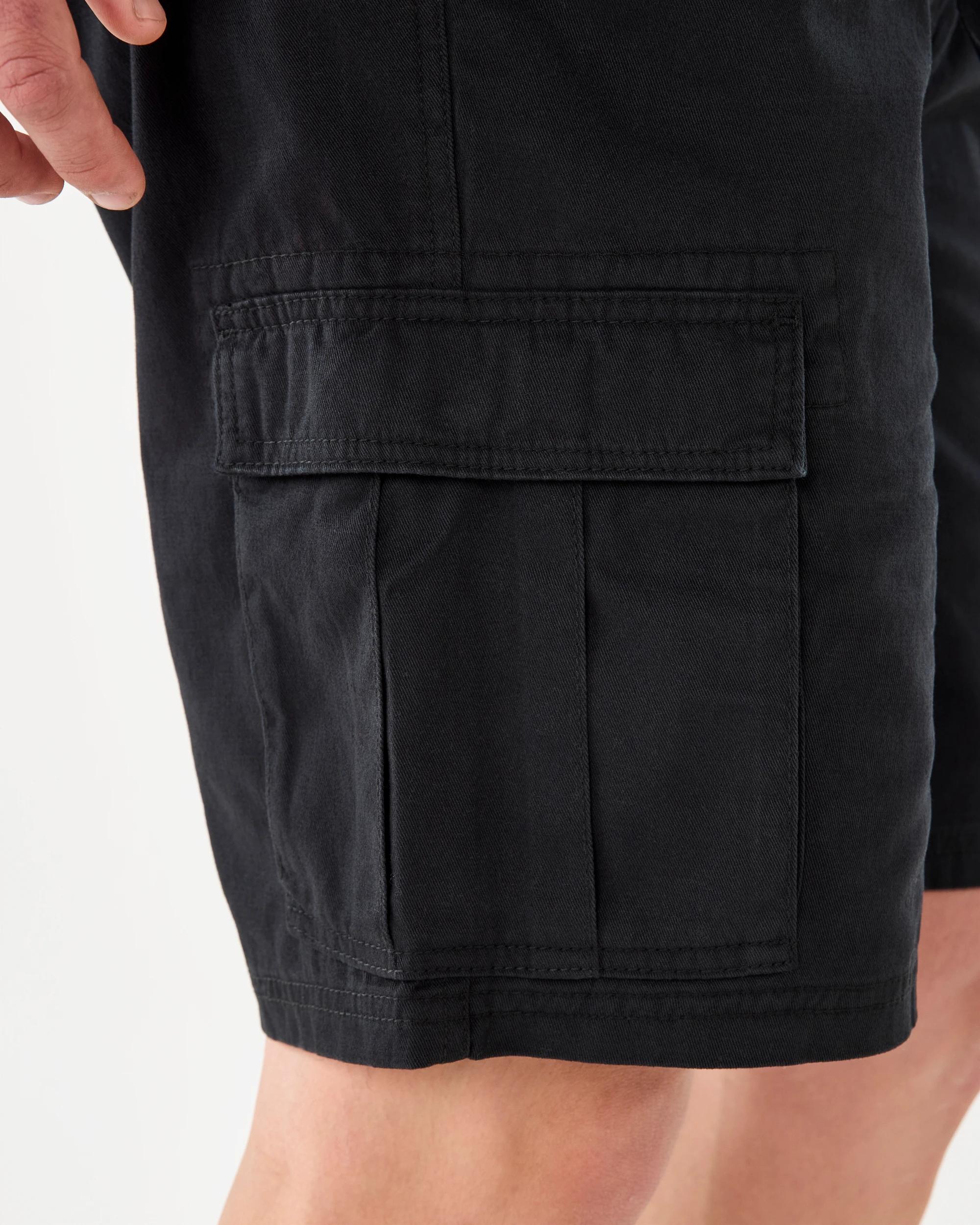 6 Elastic Waist Cargo Shorts Black, 6 of 7