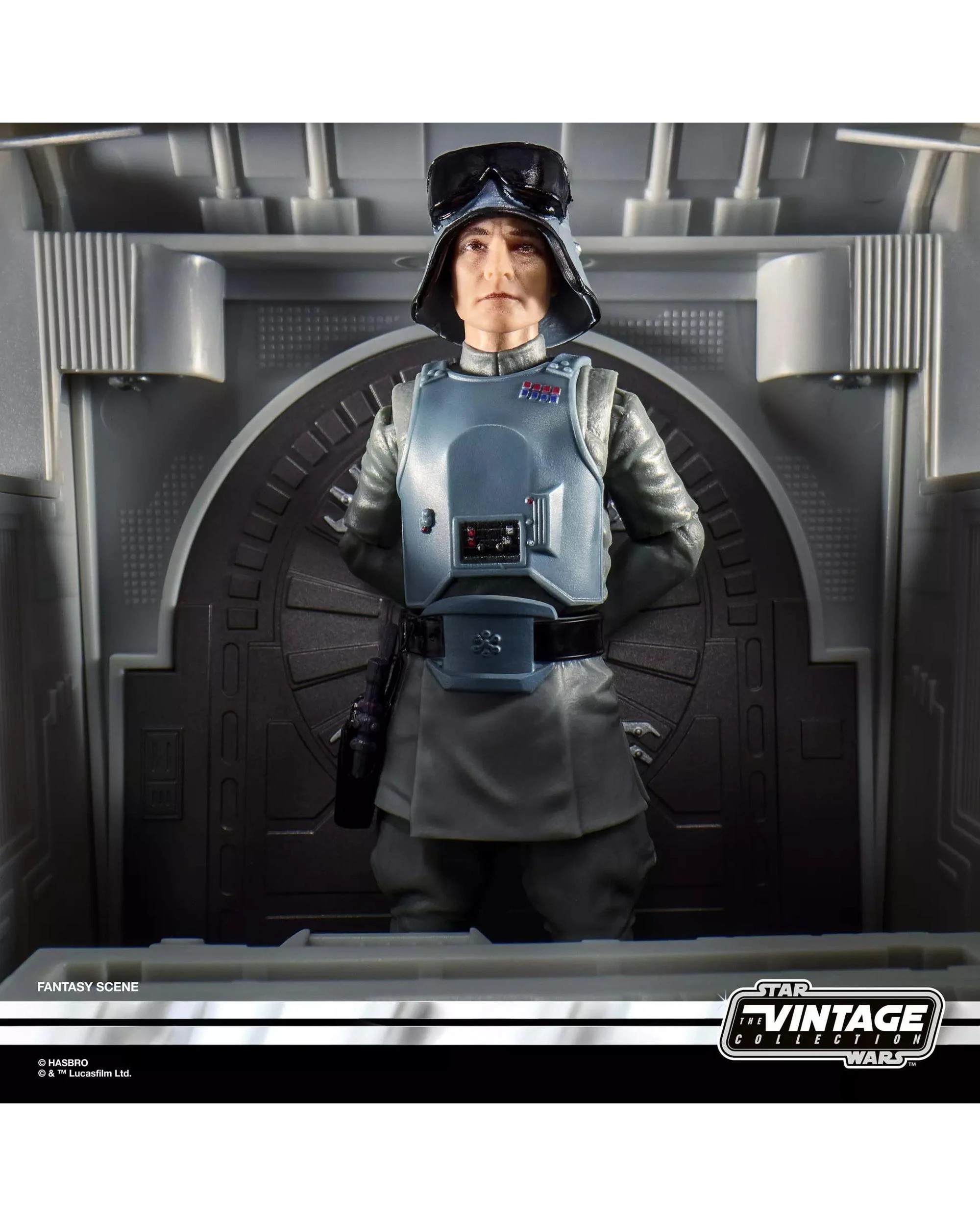 4 Star Wars The Vintage Collection General Veers - AT-AT Commander, 4 of 9