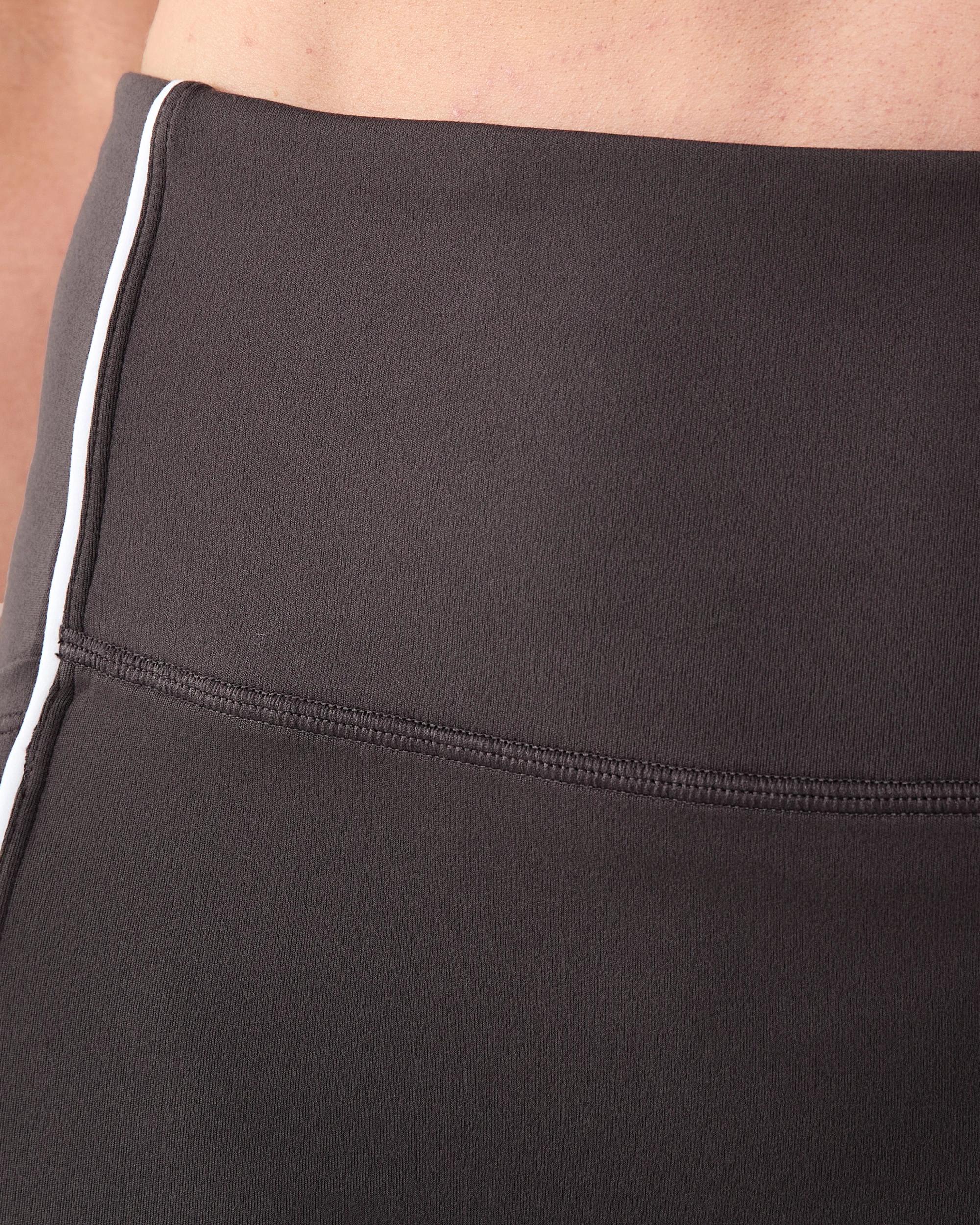 4 Active Womens Cloudform Bike Shorts Espresso, 4 of 7