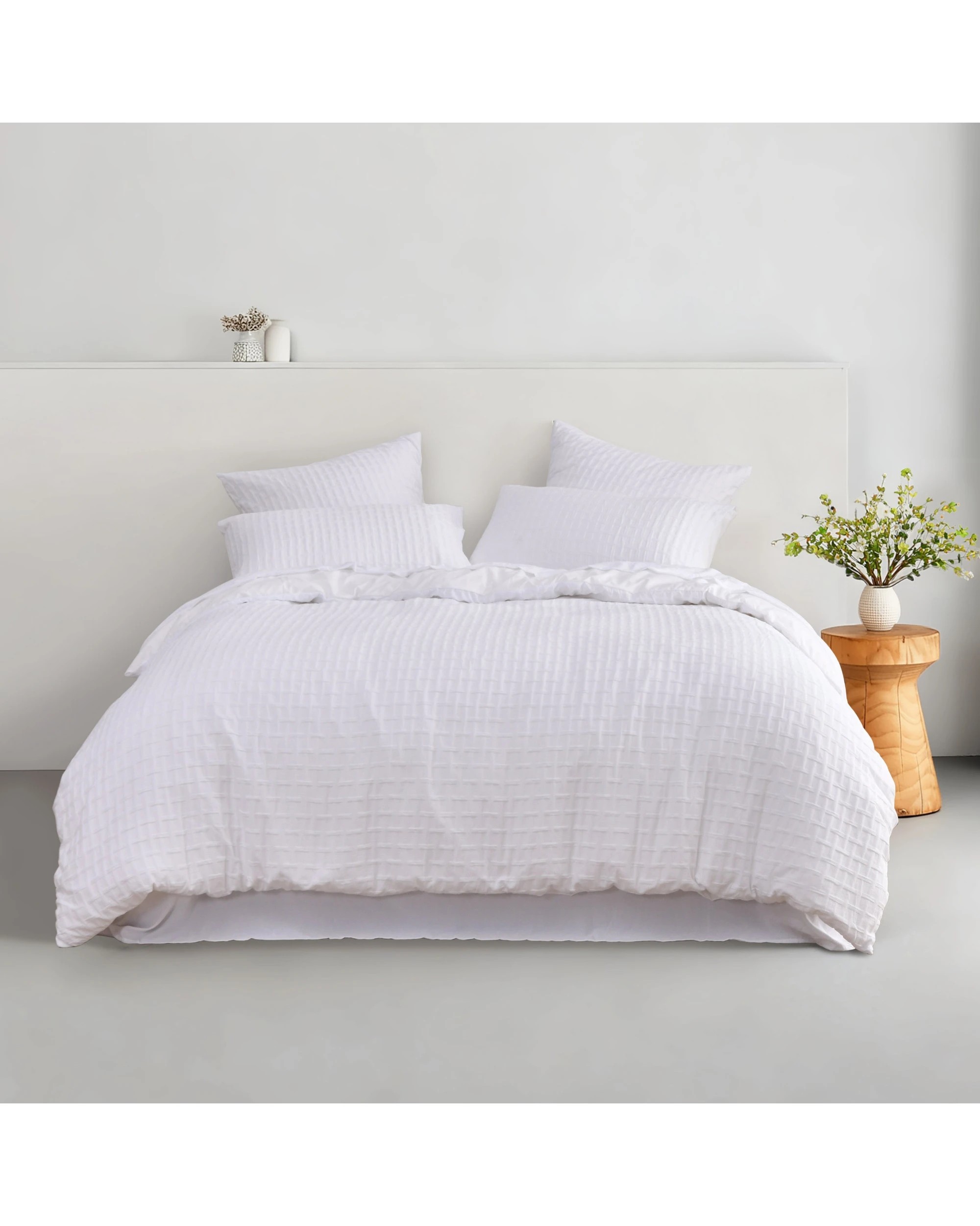 7 Dreamaker Aubrey Jacquard Quilt Cover Set - King Single Bed - White, 7 of 7