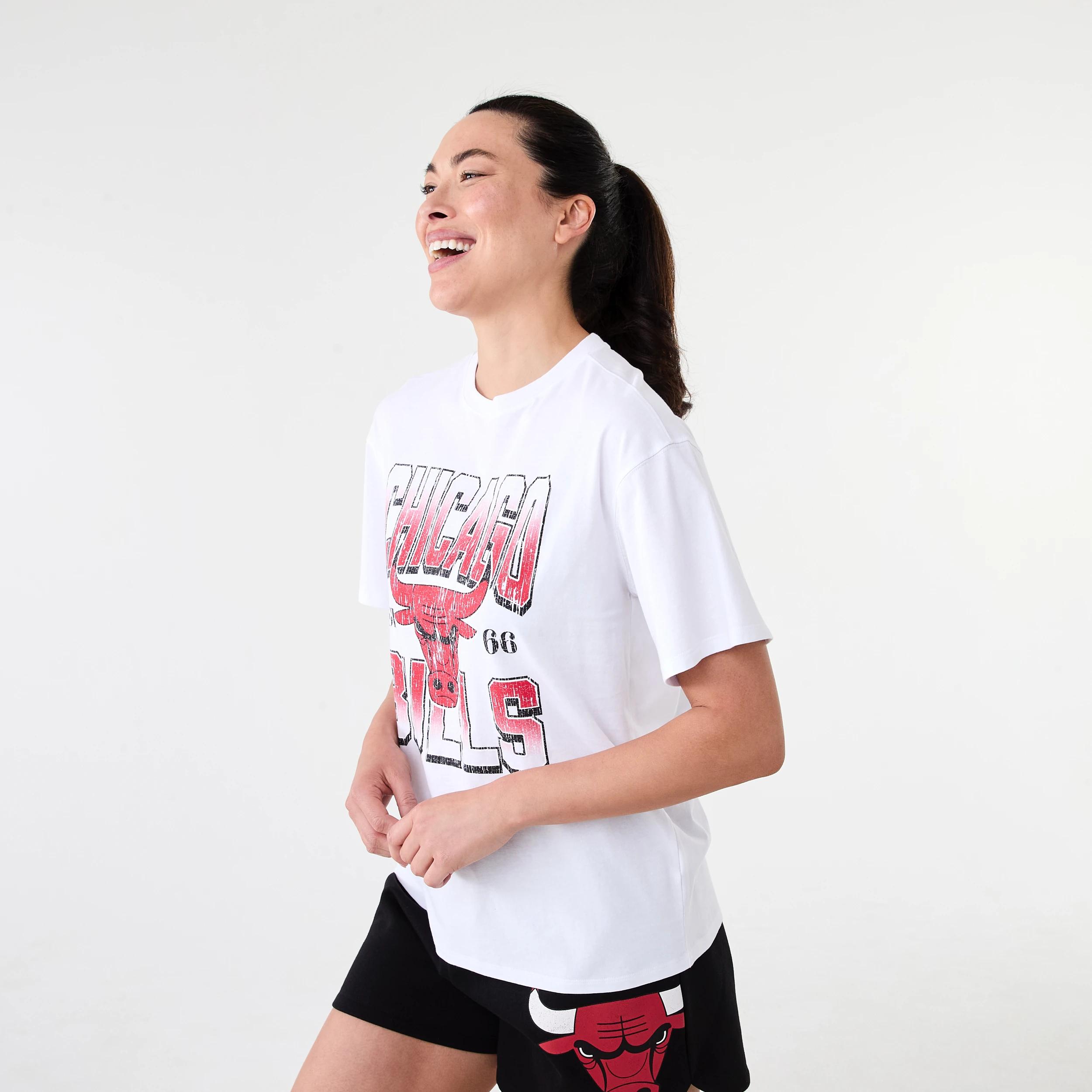 2 Official NBA Lounge T-shirt WHITE BULLS, 2 of 10