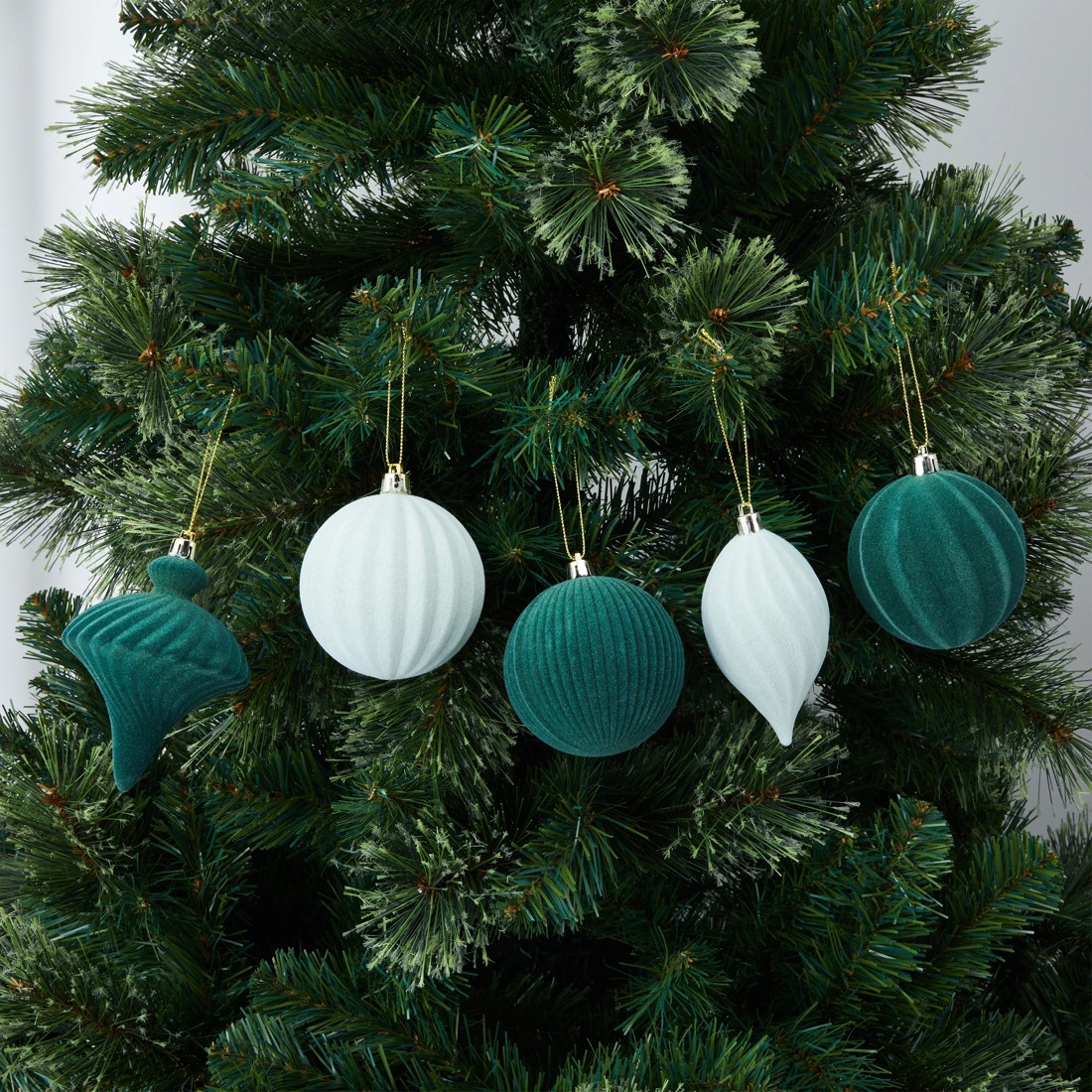 3 9 Pack Natural Flocked Hanging Decorations, 3 of 4