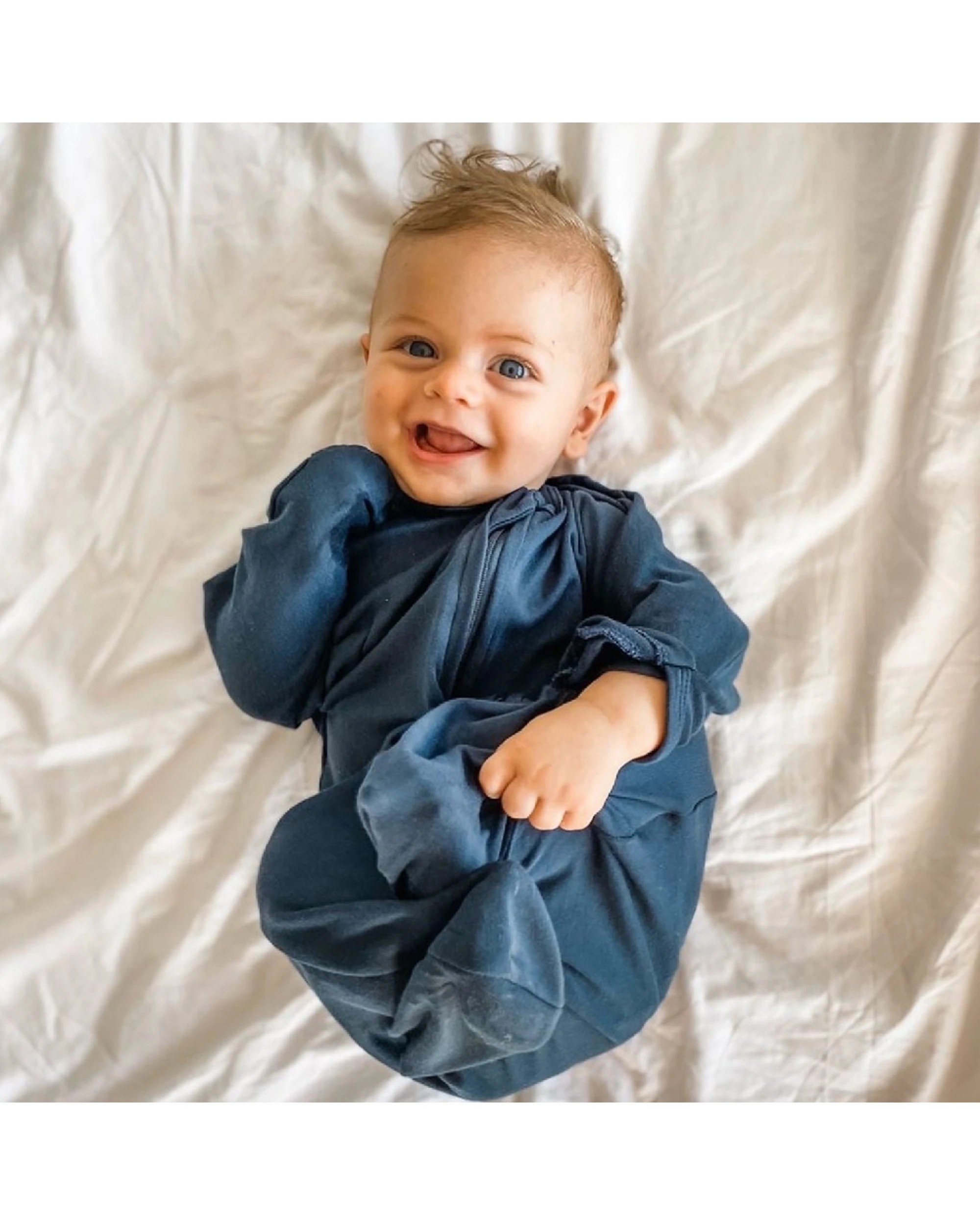 3 Babystudio All-In-One Swaddlebag Breathable Bamboo 0.5 Tog - Blue, 3 of 4
