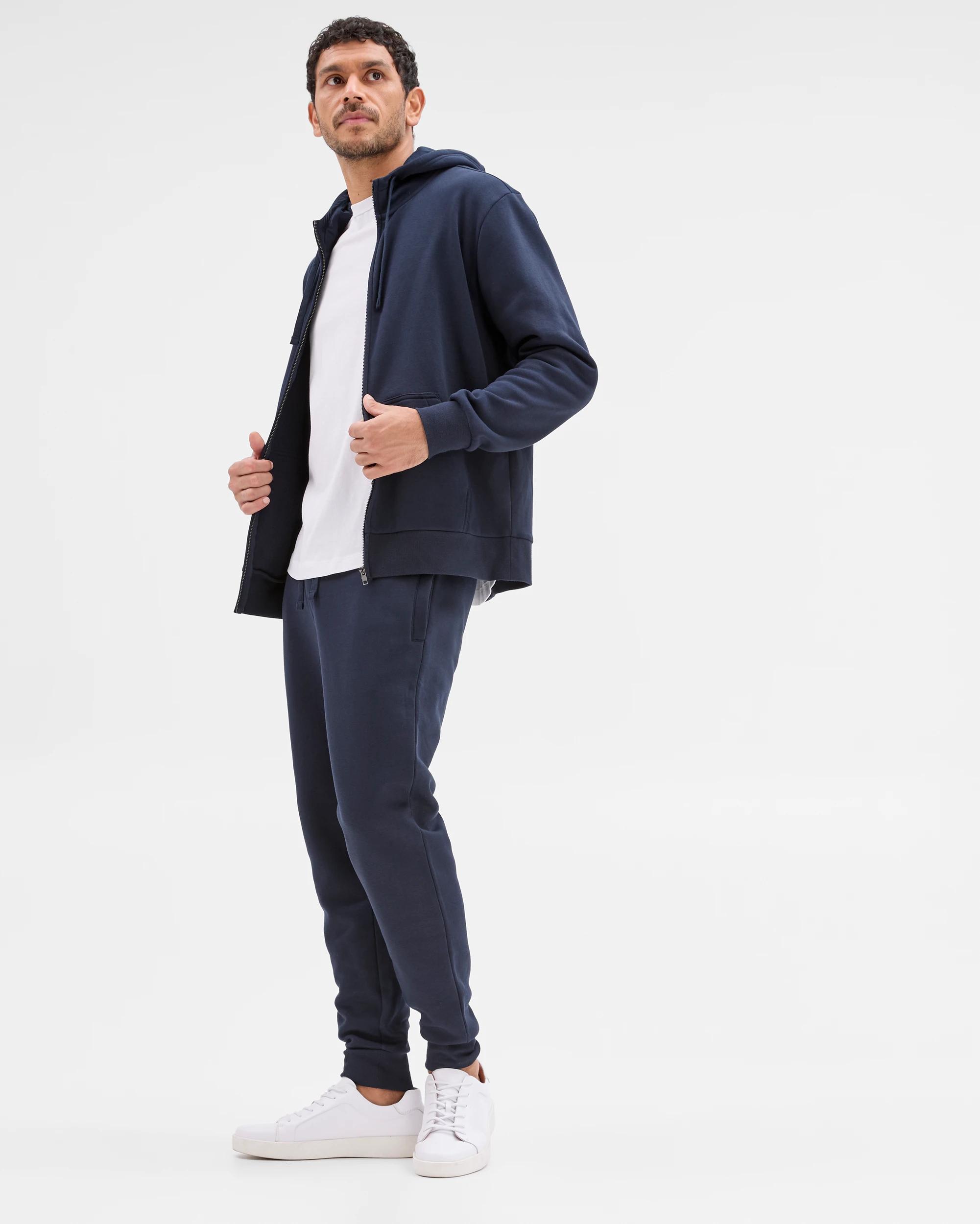 3 Target Man Australian Cotton Blend Cuffed Trackpants NAVY, 3 of 4