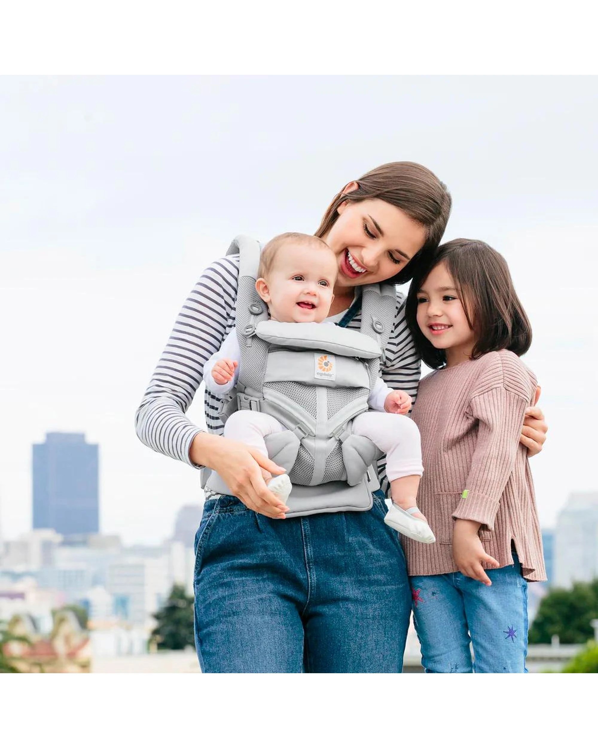 4 Ergobaby Omni Classic Cool Air Mesh Baby Carrier Pearl Grey, 4 of 5
