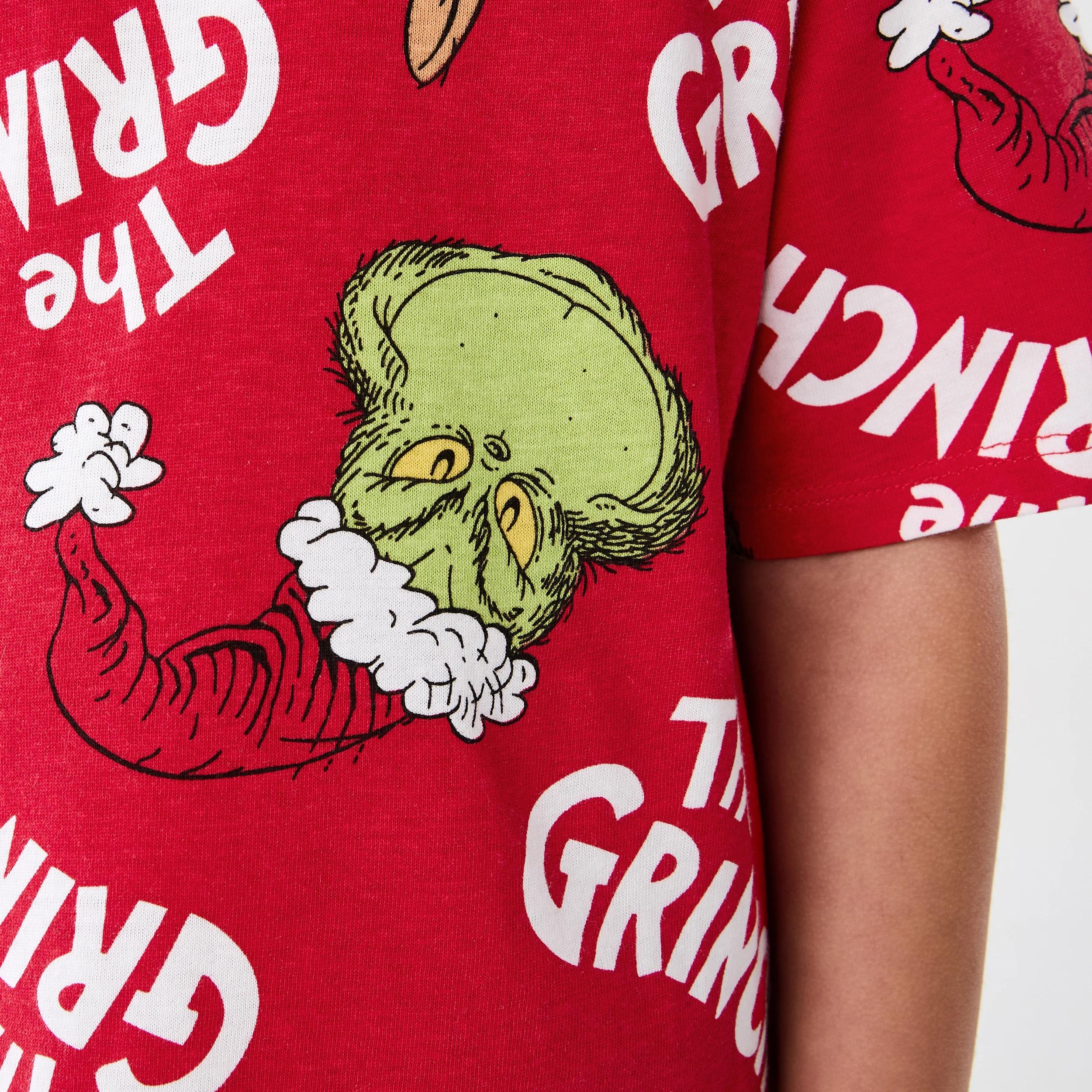 5 The Grinch License Christmas T-shirt GRINCH FAMILY KIDS PRINT AOP, 5 of 7
