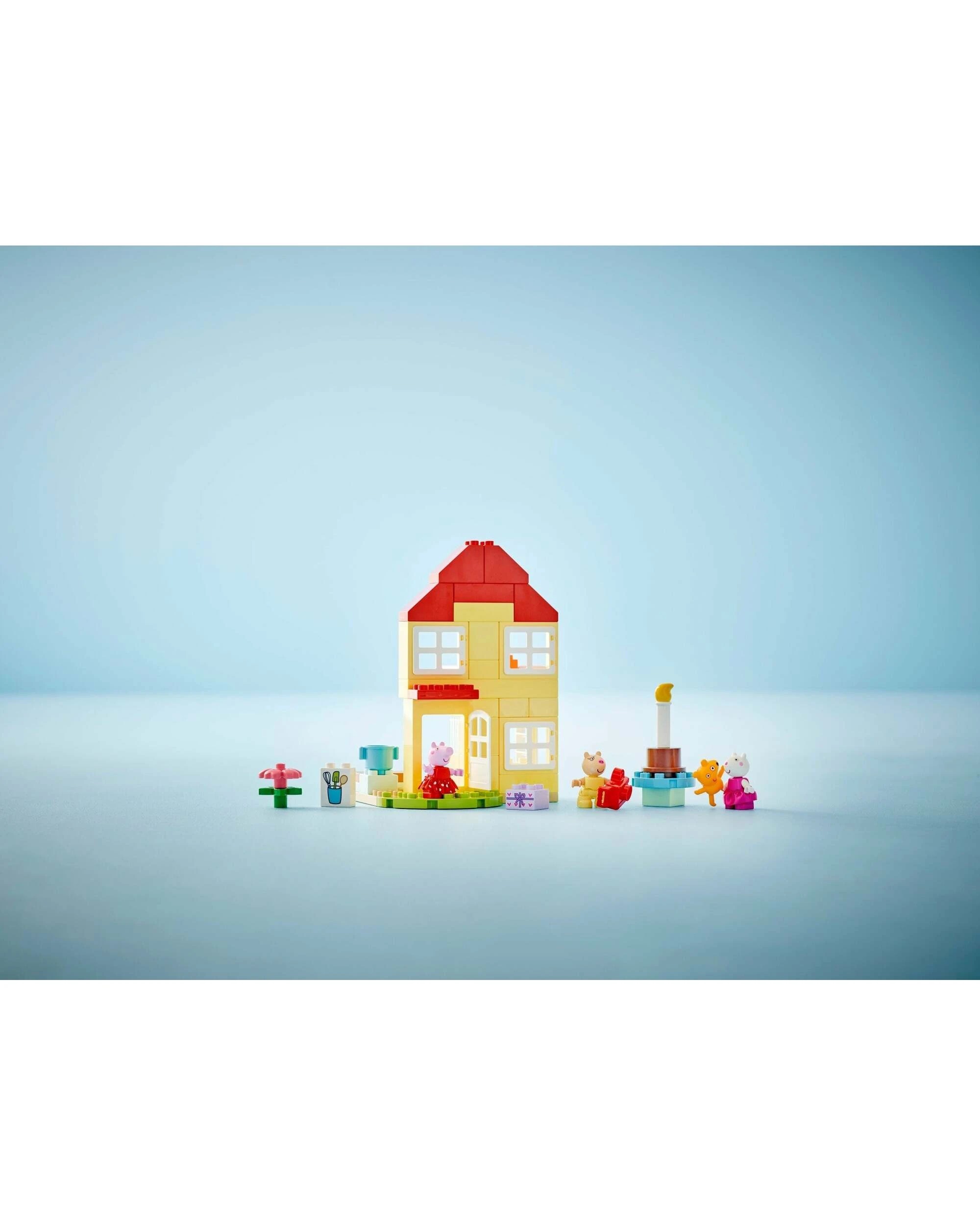 5 LEGO DUPLO 10433 Peppa Pig Birthday House, 5 of 5