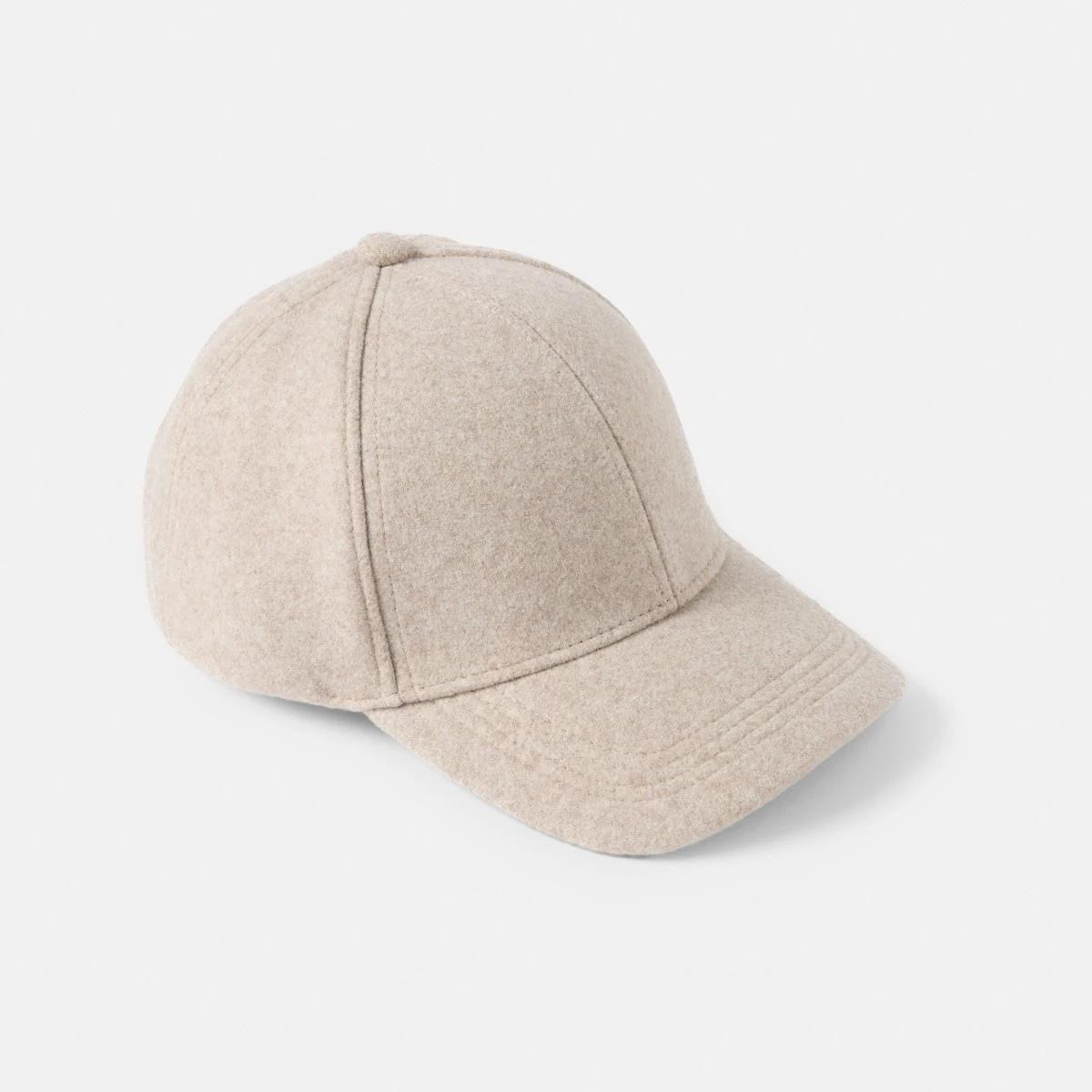 1 Felt Cap Bge Otml, 1 of 5