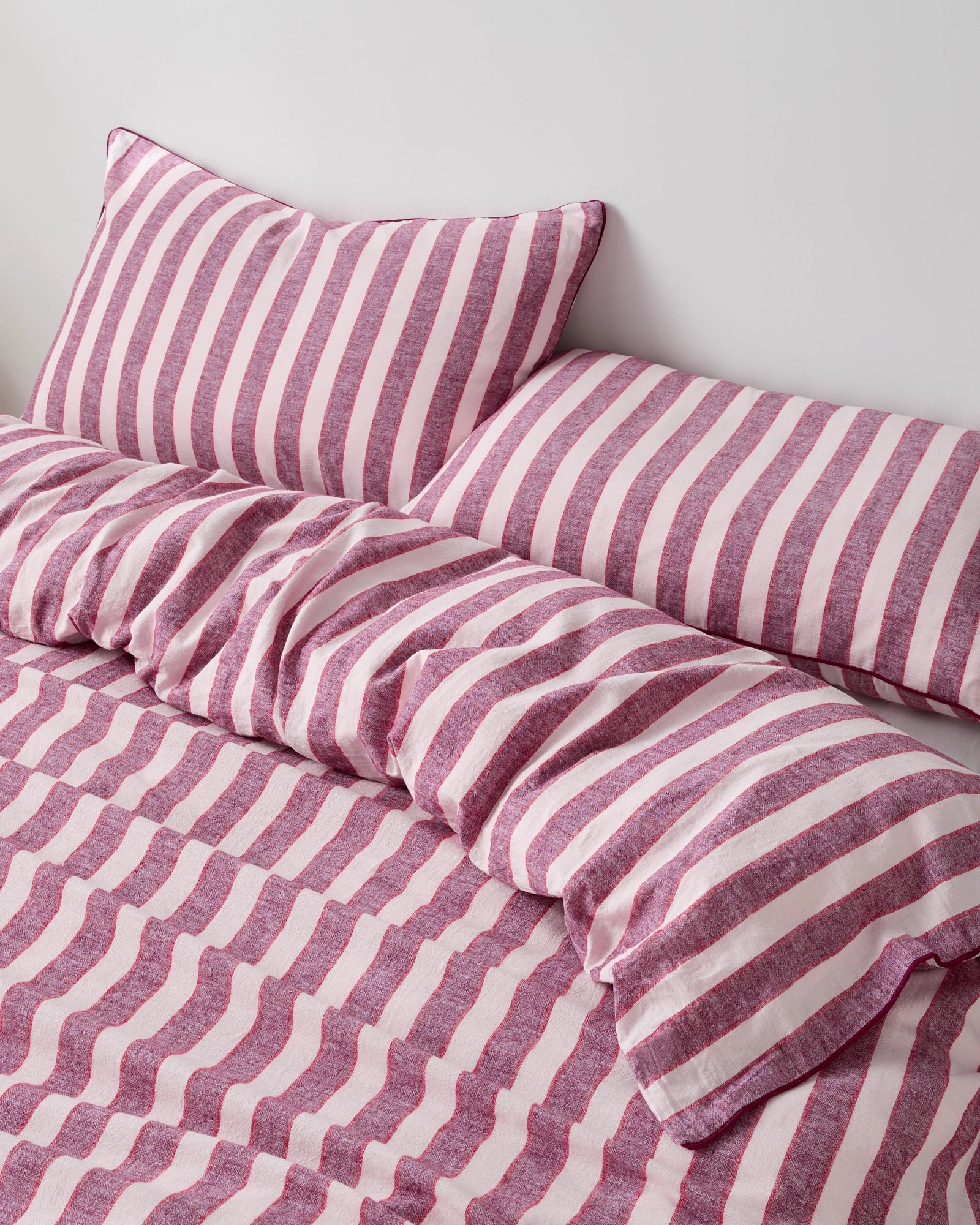 3 Target Reid Stripe Linen/Cotton Quilt Cover Set - Queen Bed - Pink, 3 of 5
