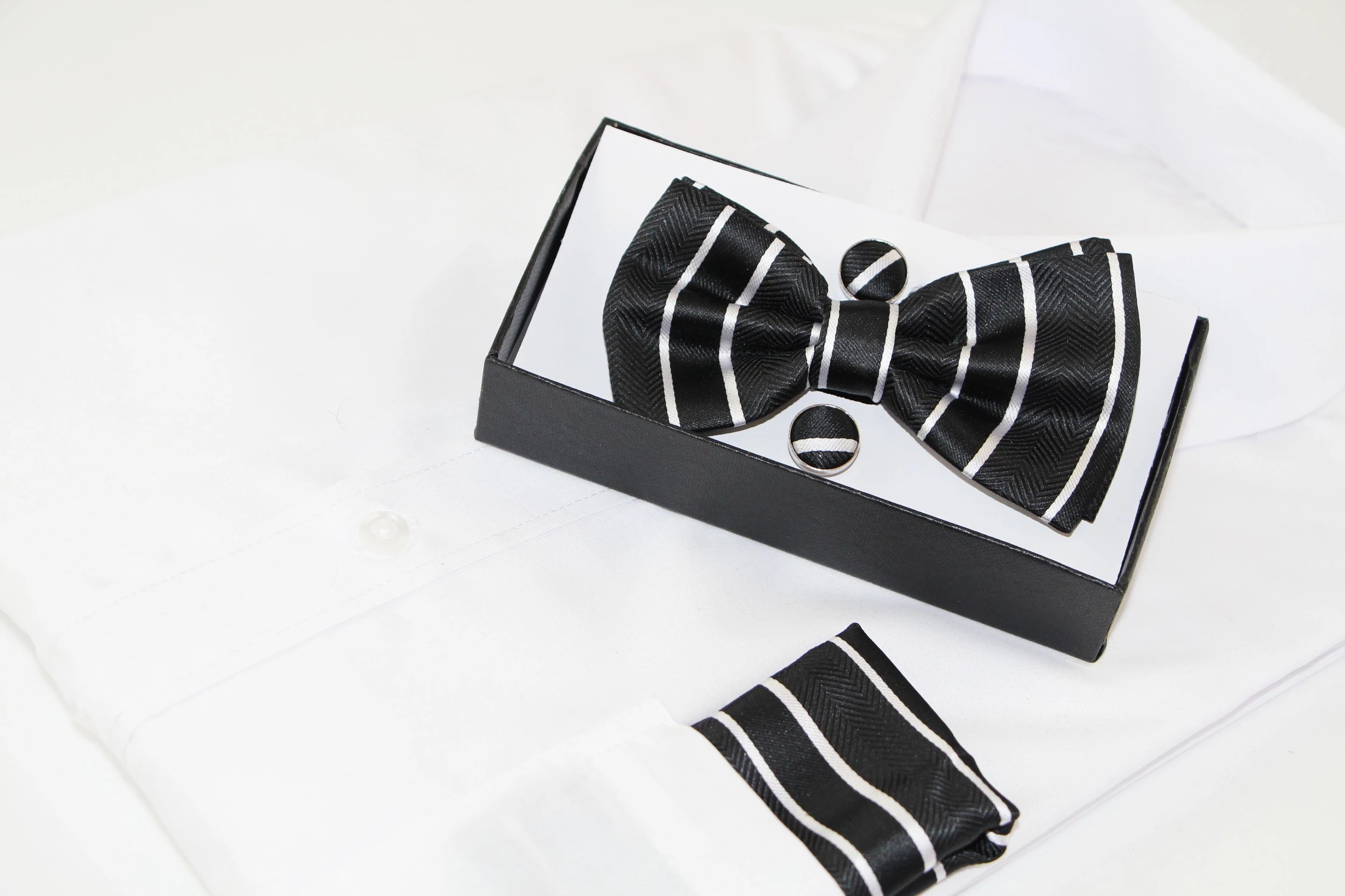 1 Zasel Mens Black Textured Stripe Matching Bow Tie, Pocket Square & Cuff Links Set - Multi, 1 of 5