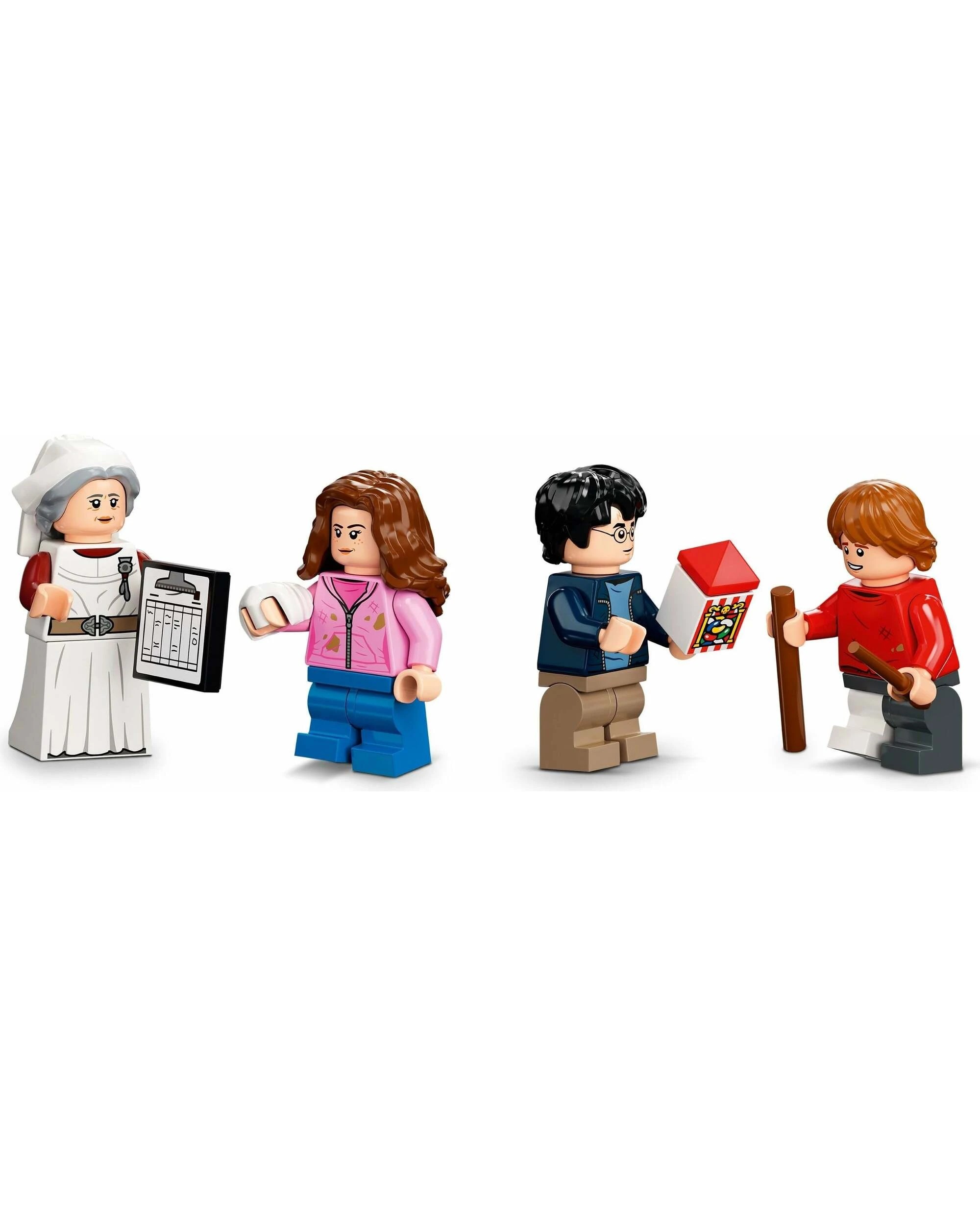 4 LEGO 76398 Hogwarts Hospital Wing: Time-Turner Adventure, 4 of 5