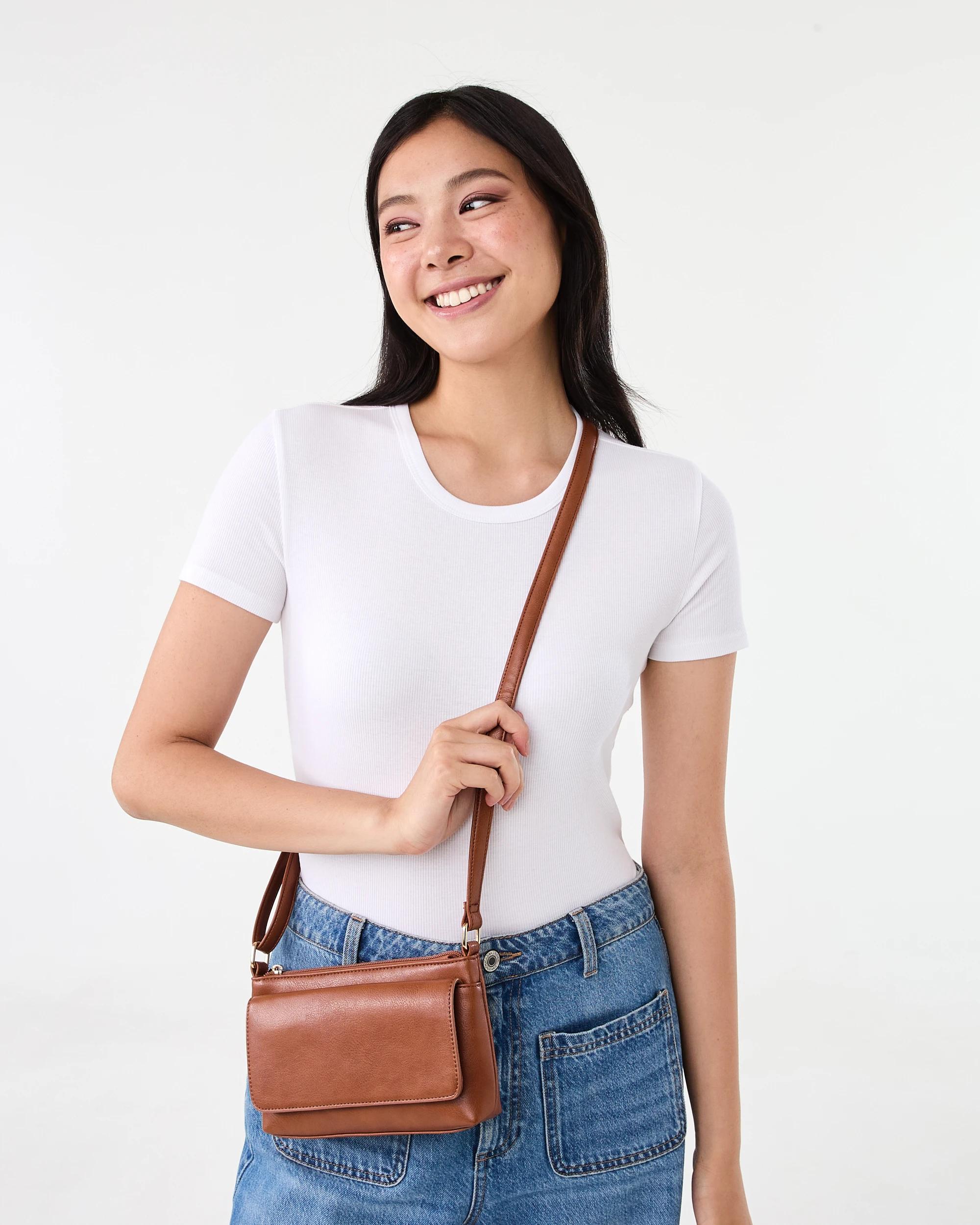 5 Envelope Pocket Crossbody Bag Warm Umber, 5 of 5