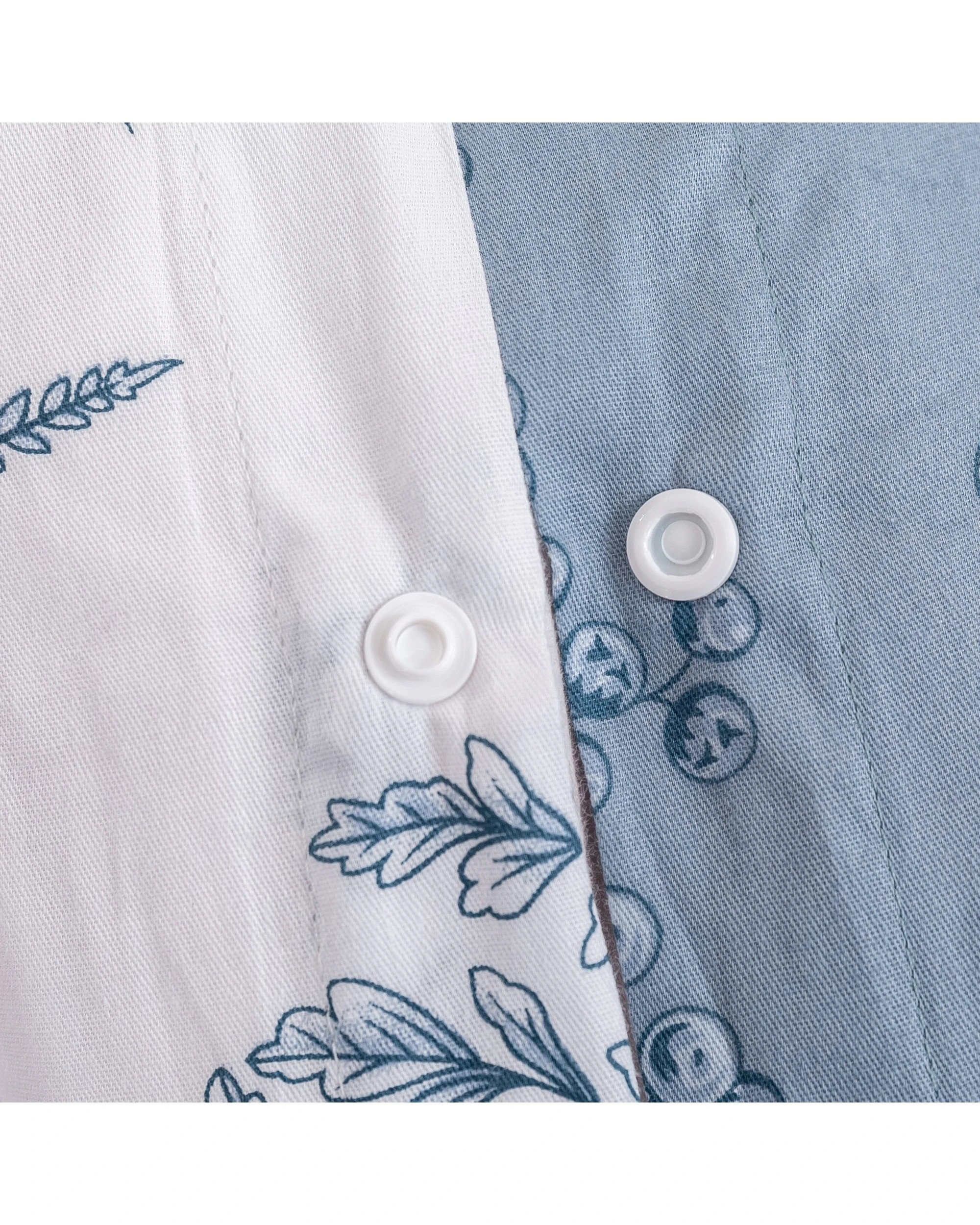 7 Dreamaker Daphne 100% Cotton Reversible Quilt Cover Set - King Bed - Floral and Botanical, 7 of 7