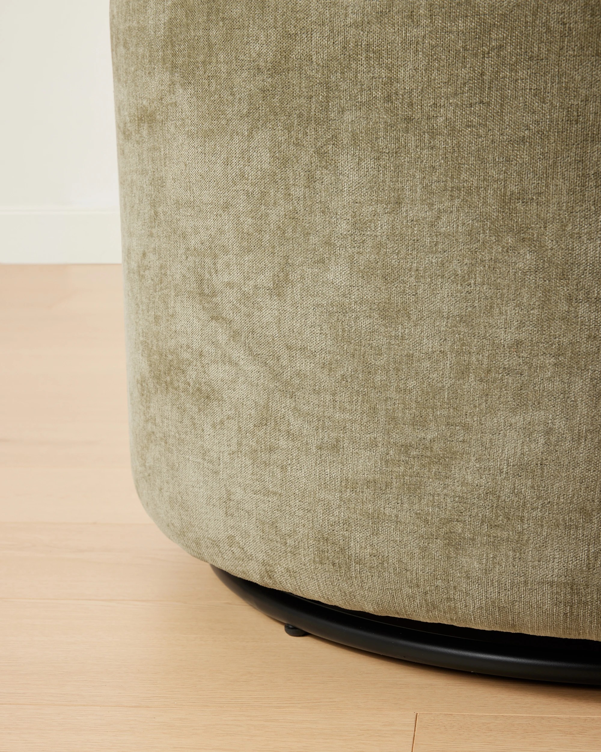 8 Halo Swivel Round Chair - Green, 8 of 9