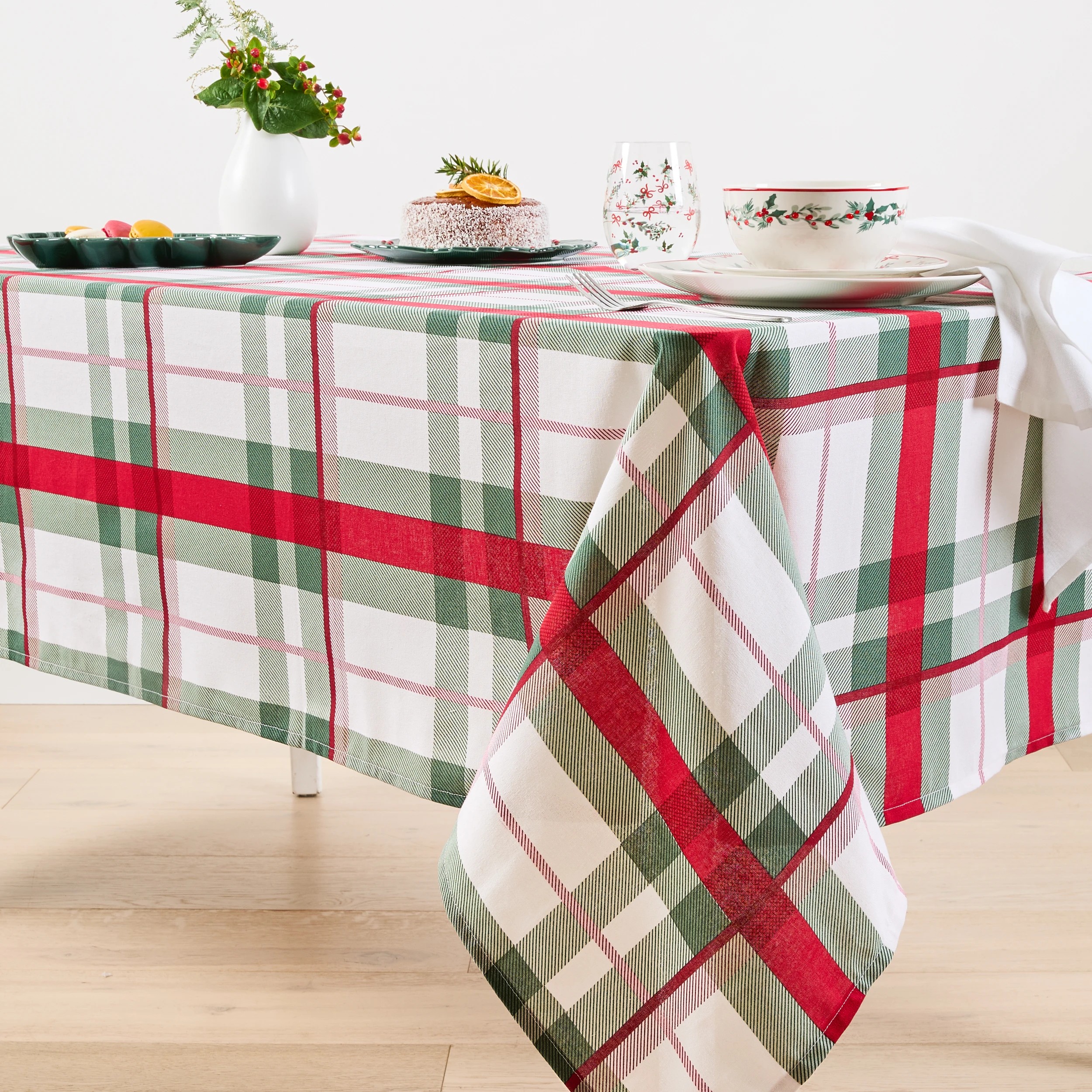 1 Plaid Tablecloth, 1 of 6