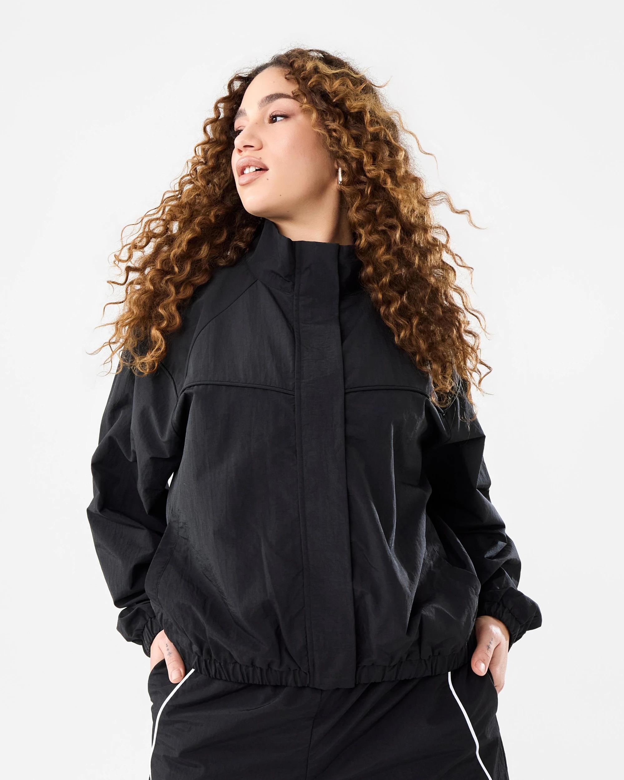 8 Sporty Zip Up Jacket Black, 8 of 9