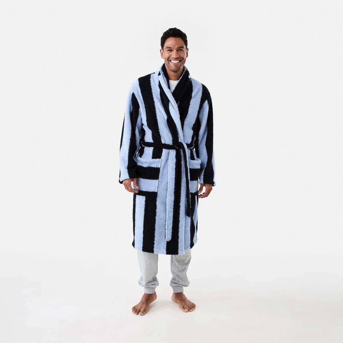 2 Cosy Fleece Gown Thk Stripe, 2 of 8