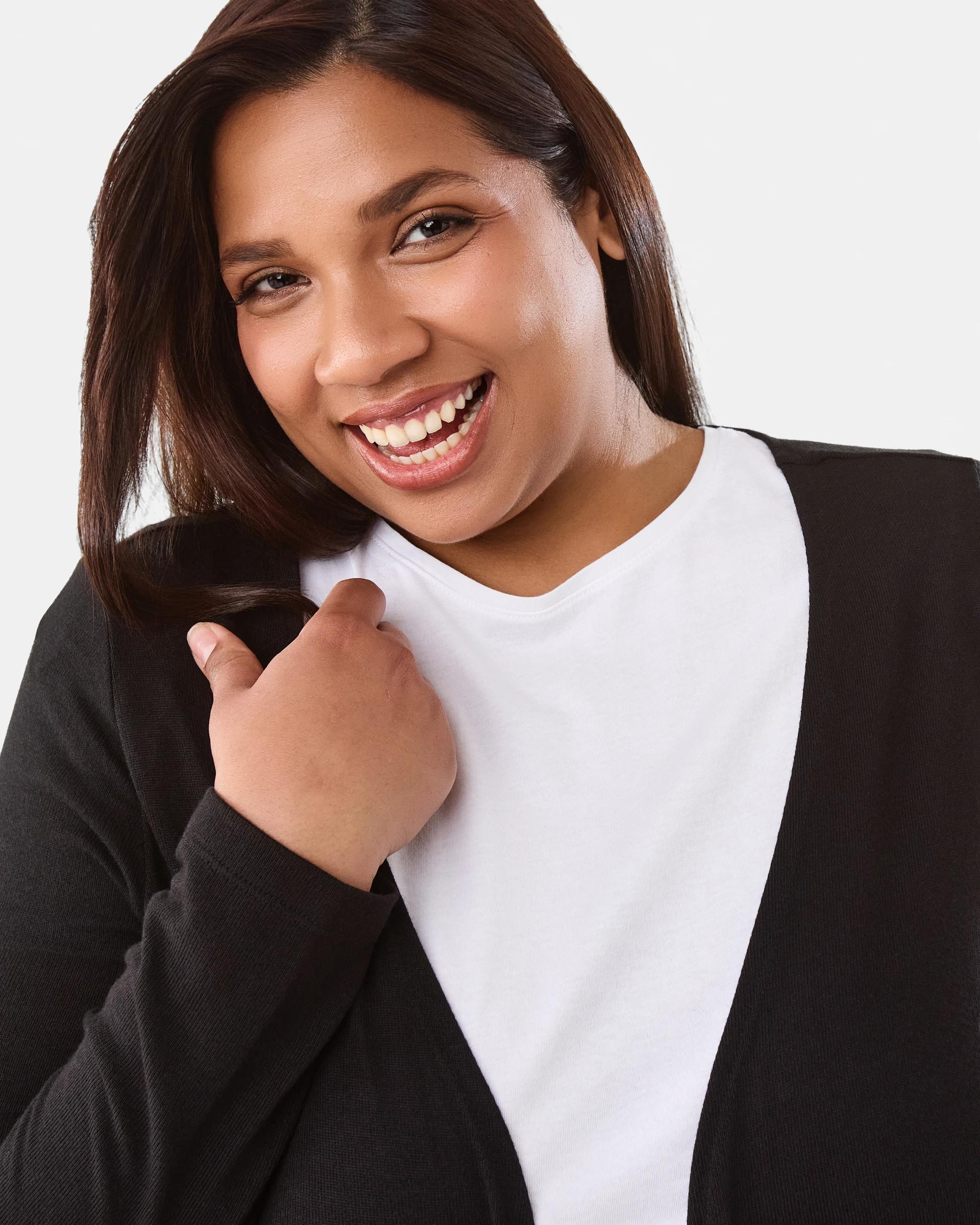 4 Curve Longline Pocket Cardigan Black, 4 of 7