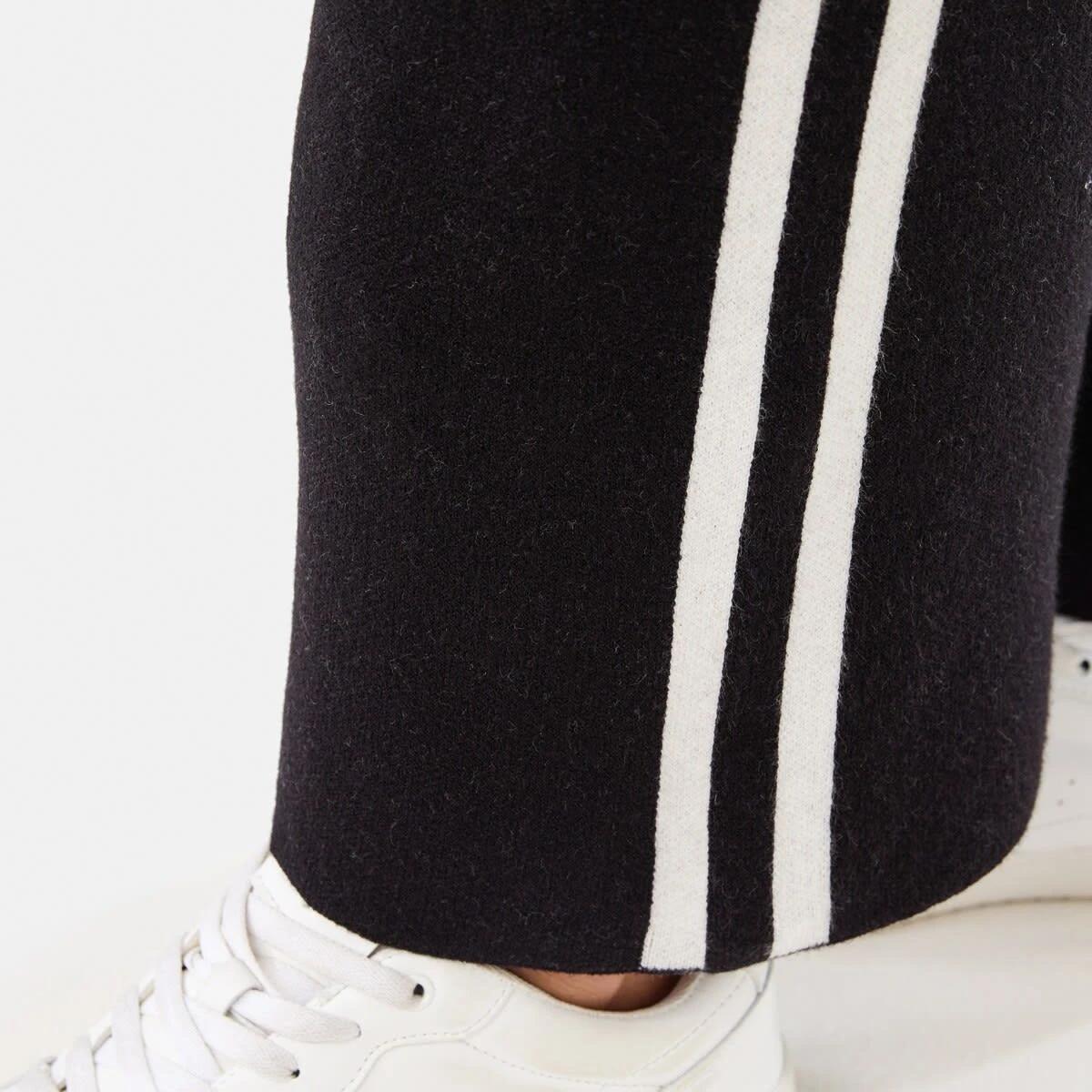 5 True Knit Side Stripe Pants Black, 5 of 5