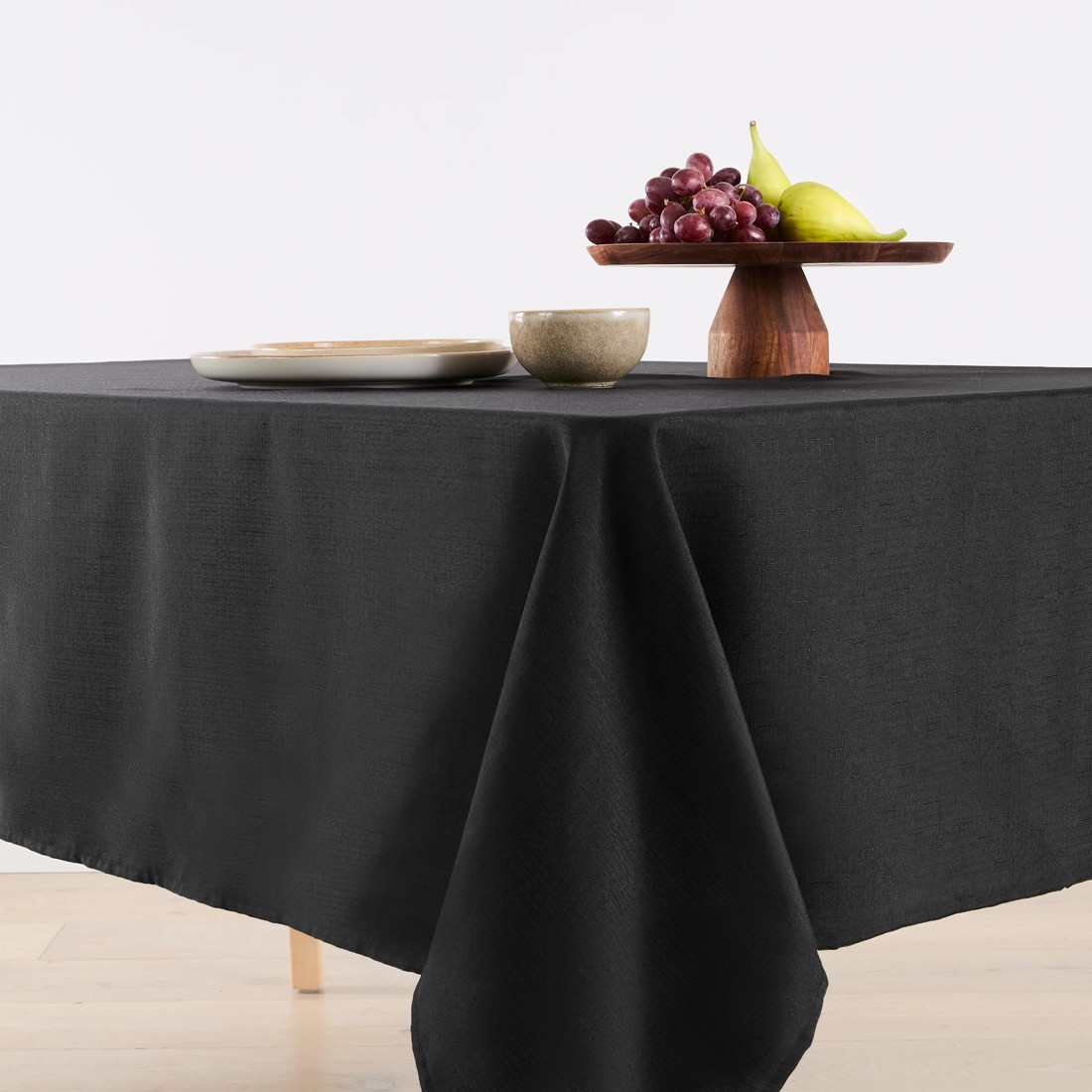 1 Black Extra Large Tablecloth, 1 of 5