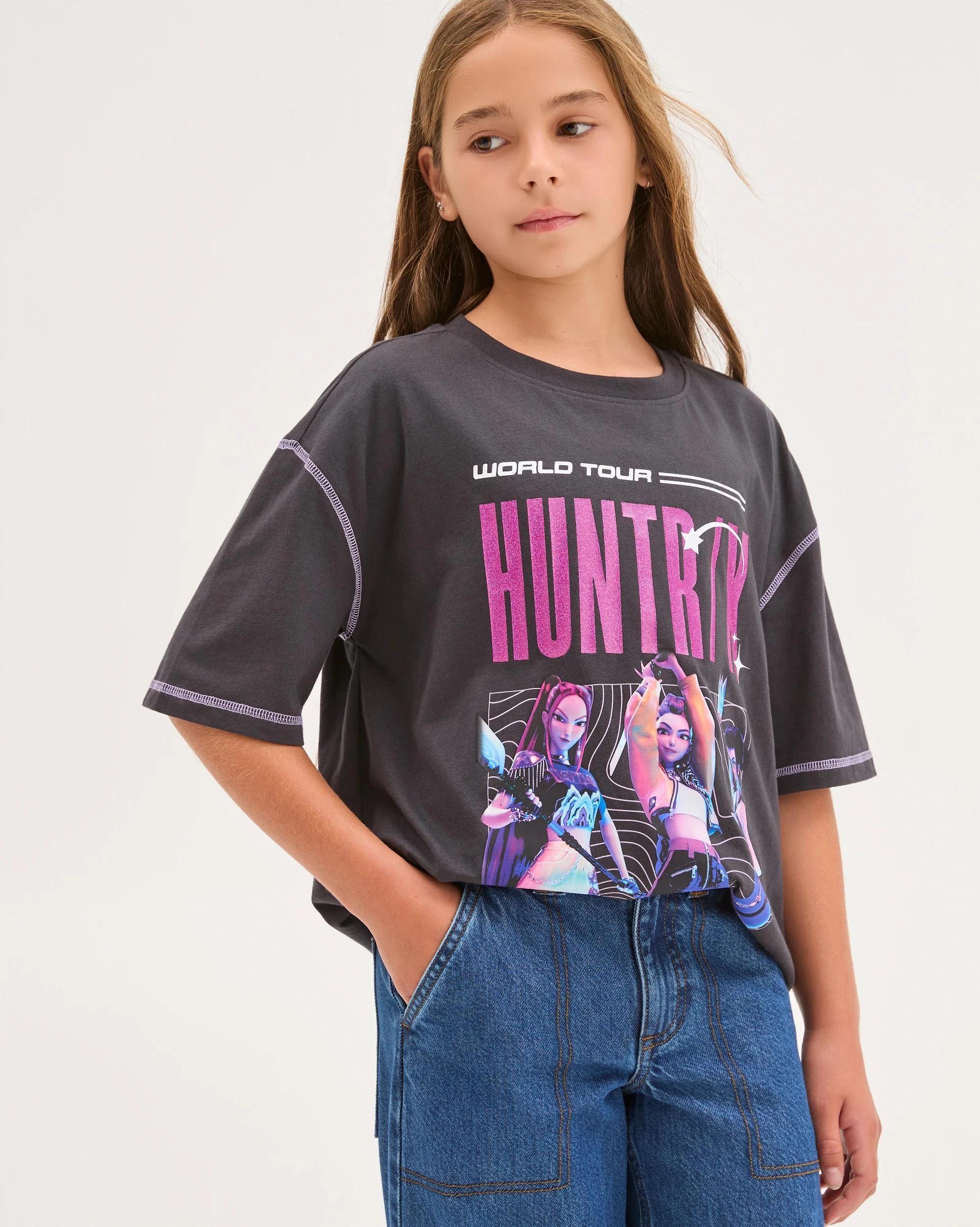 1 KPop Demon Hunters Huntrix World Tour T-Shirt PHANTOM, 1 of 8