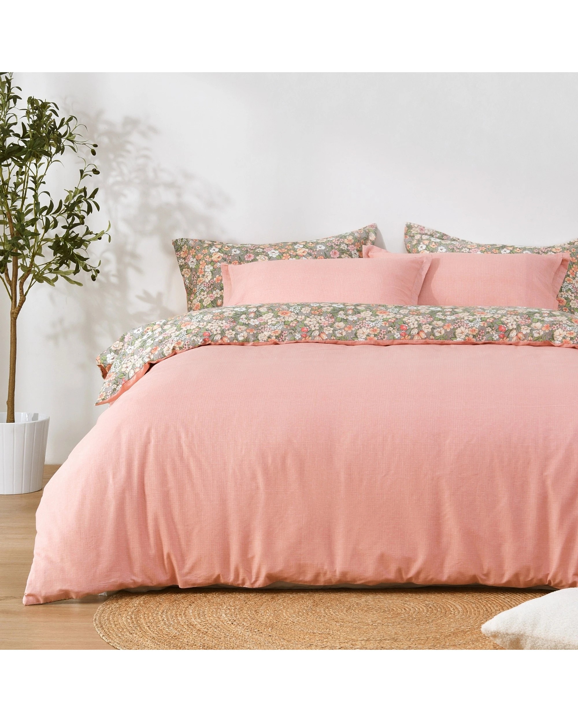 2 Dreamaker Mayfield 100% Cotton Reversible Quilt Cover Set - Queen Bed - Floral Pink, 2 of 8