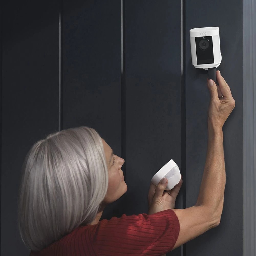 4 Ring Spotlight Cam Pro 2K Battery White, 4 of 5