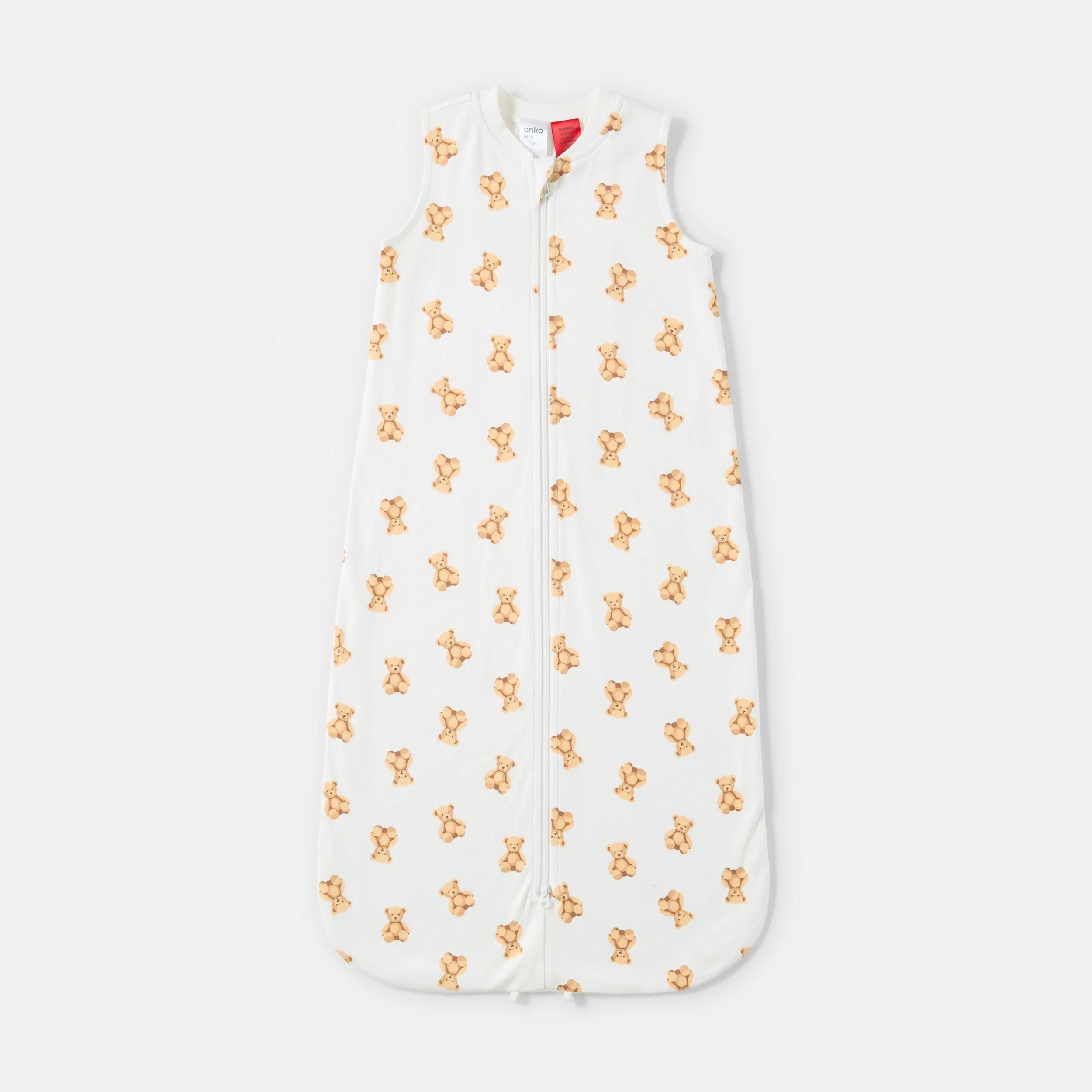 1 Lightweight Sleeping Bag BROWN BEARS, 1 of 4