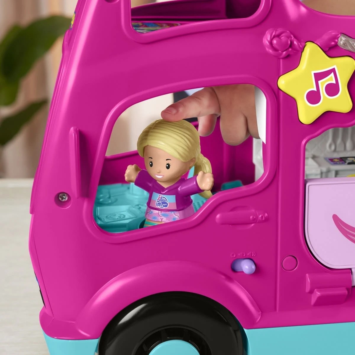 6 Fisher-Price Barbie Little People Little Dream Camper Playset, 6 of 7