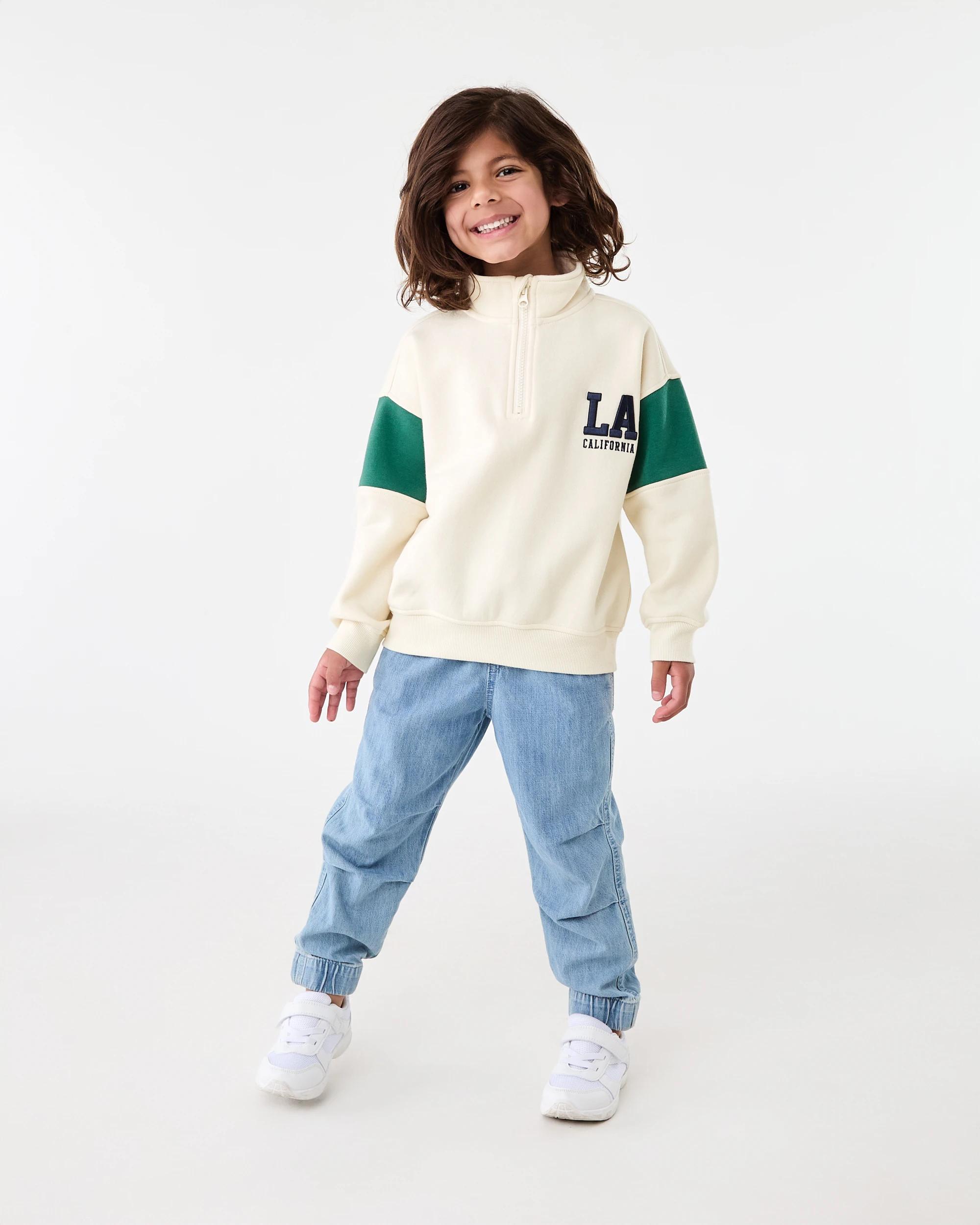 5 Oversized Quarter Zip Sweatshirt Bge Tofu, 5 of 5