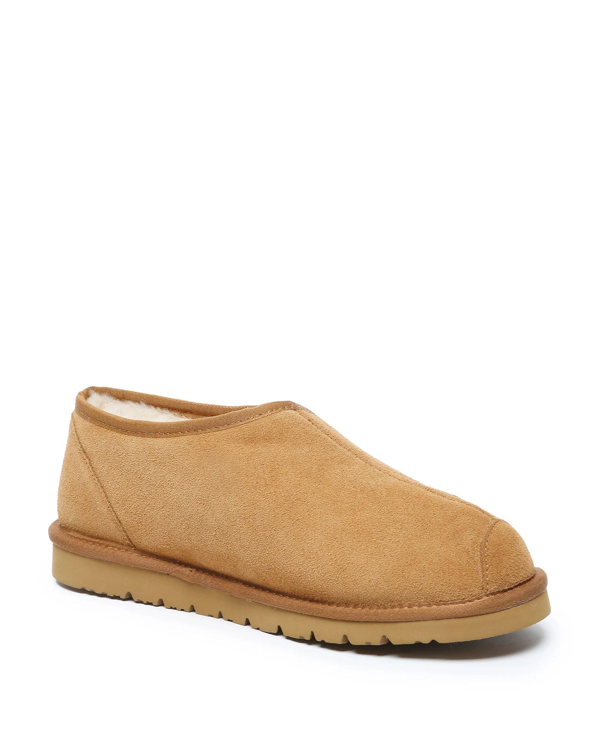 2 Australian Shepherd UGG Tristen Adjustable Slippers CHESTNUT, 2 of 5