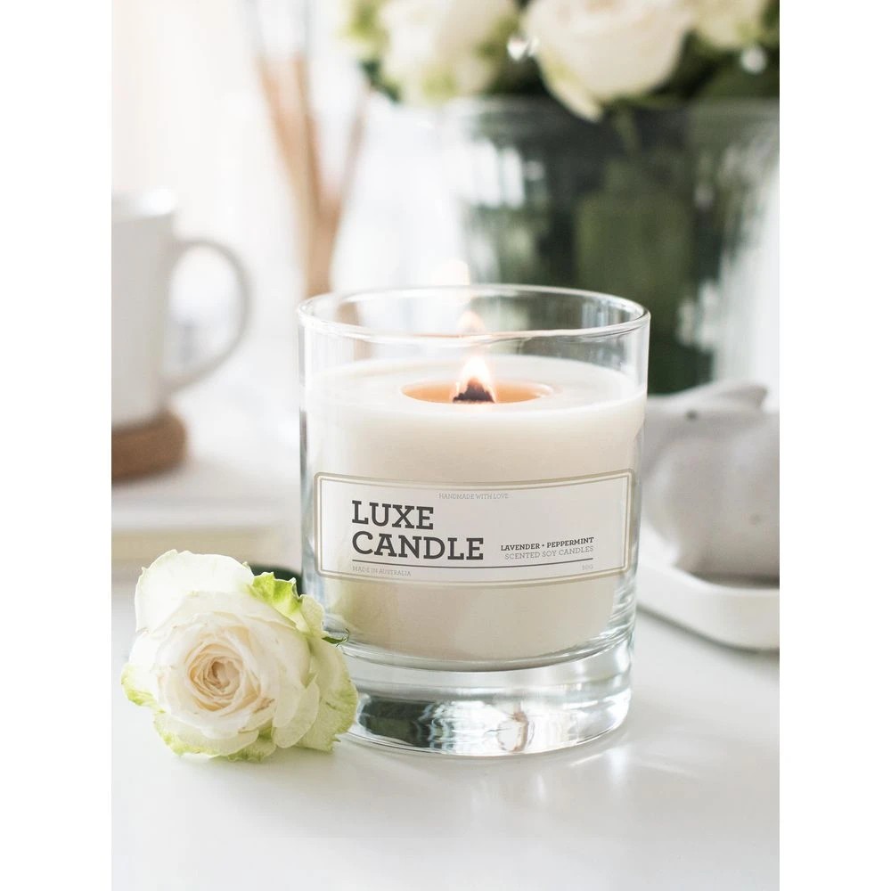 4 Avery 8UP A5 Laser Labels Gold Border 10 Pack, 4 of 4