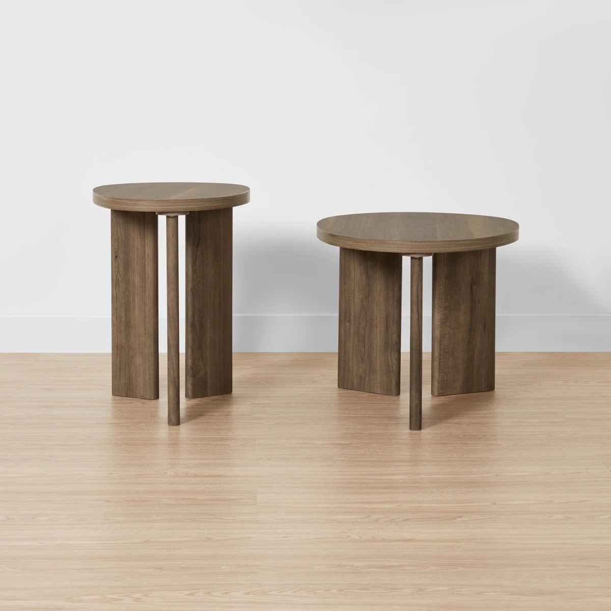 6 Set of 2 Walnut Side Tables, 6 of 10