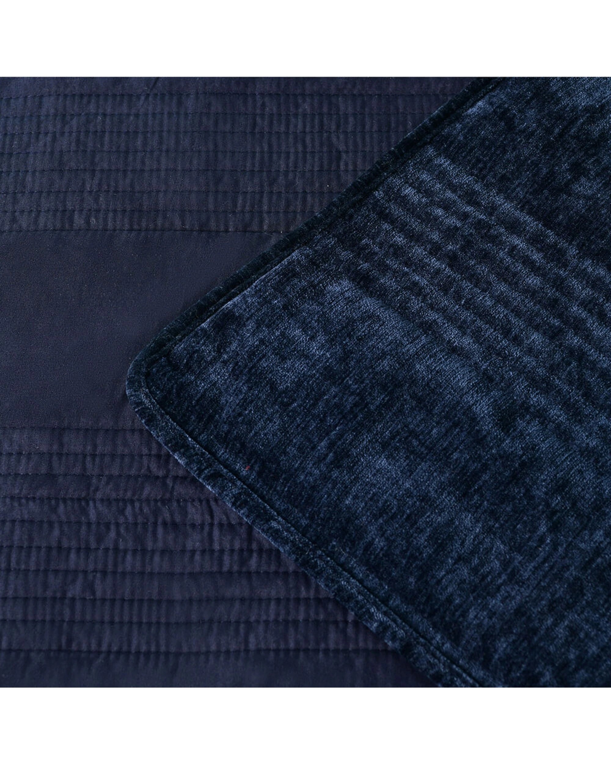 4 Bianca Cyrano Queen/King Indigo Polyester Velvet Coverlet Set With Pillowcases - Blue, 4 of 4