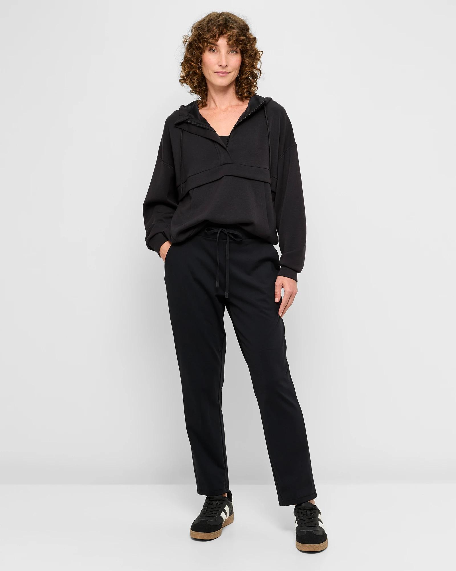 1 Target Active 7/8 Length Relaxed Travel Pants BLACK, 1 of 6