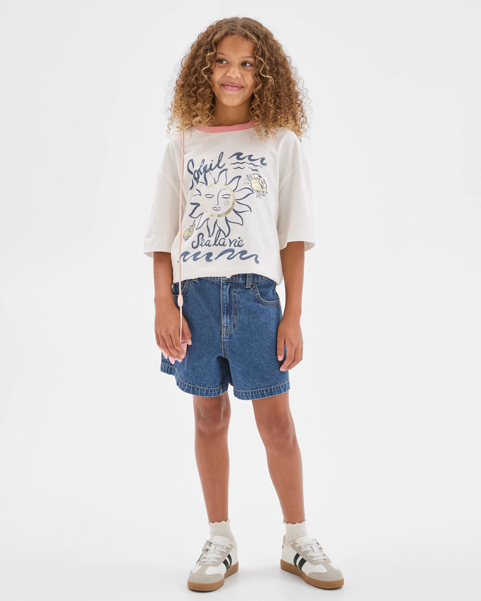 1 Target Kids Australian Cotton Oversized T-Shirt SOLEIL SUN CREAM, 1 of 6