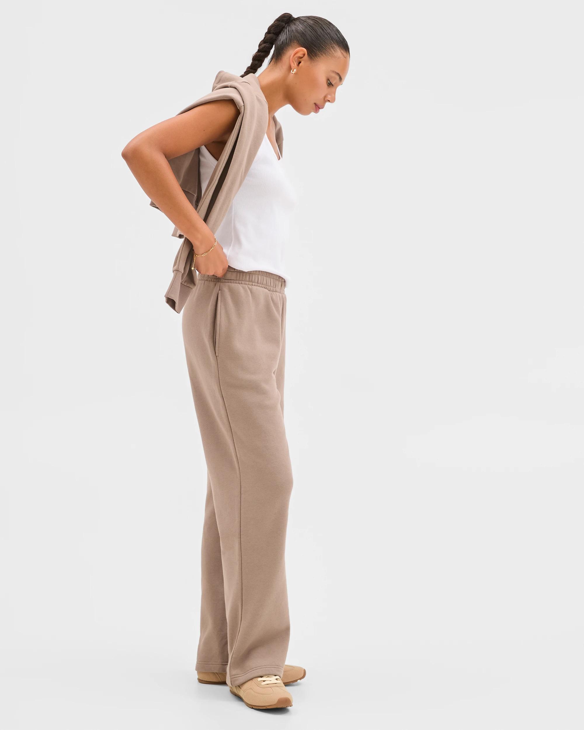 4 Target Active Active Australian Cotton Blend Straight Leg Fleece Trackpants MUSHROOM, 4 of 6