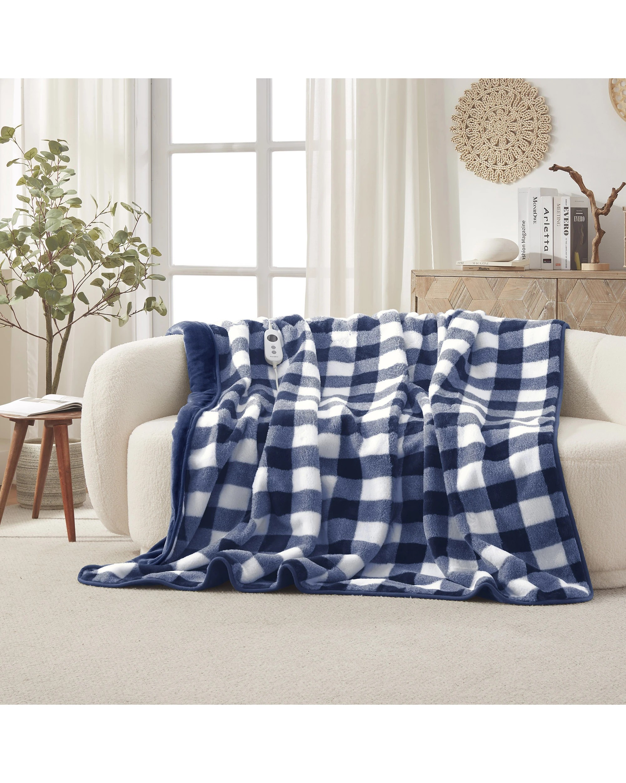 1 Dreamaker Gingham Plush Heated Throw 180x200cm - Midnight Blue, 1 of 9