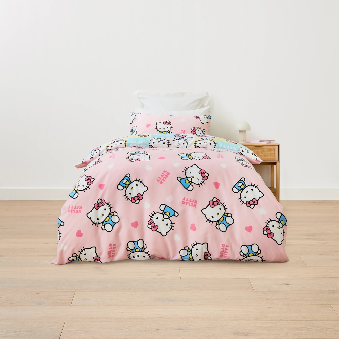 1 Hello Kitty Cotton Quilt Cover Set - Single Bed, 1 of 7
