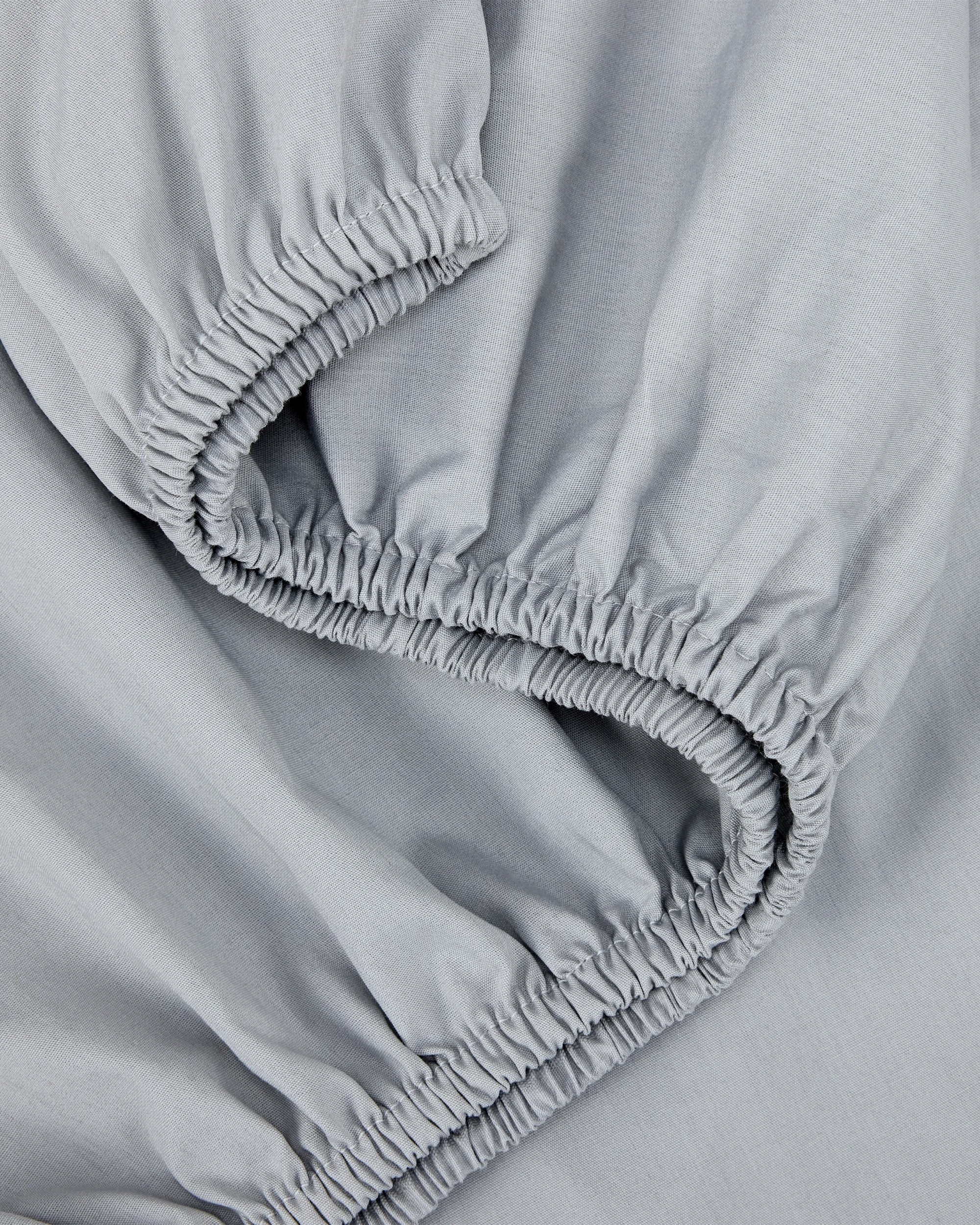 5 250 Thread Count Cotton Rich Fitted Sheet - Single Bed, Light Grey, 5 of 6