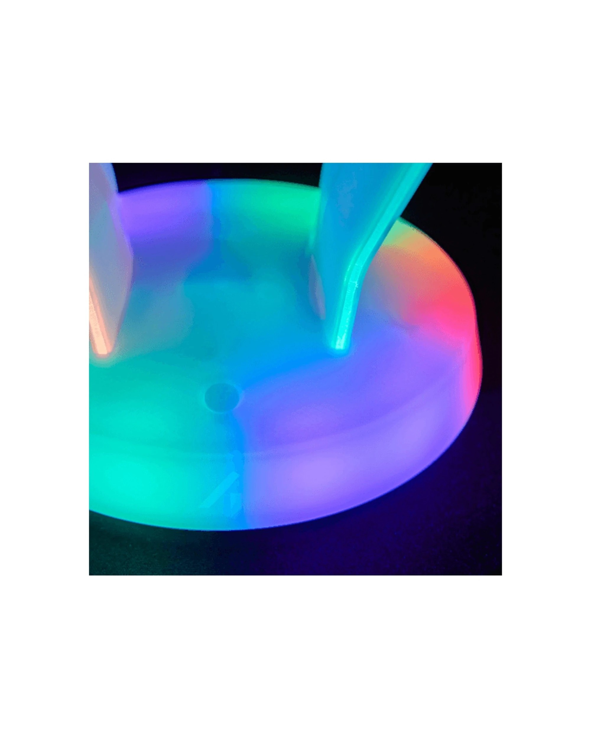 5 4Gamers Light Up Charging Gaming Headset Holder Stand Multiformat For PS5 PS4 - White, 5 of 5