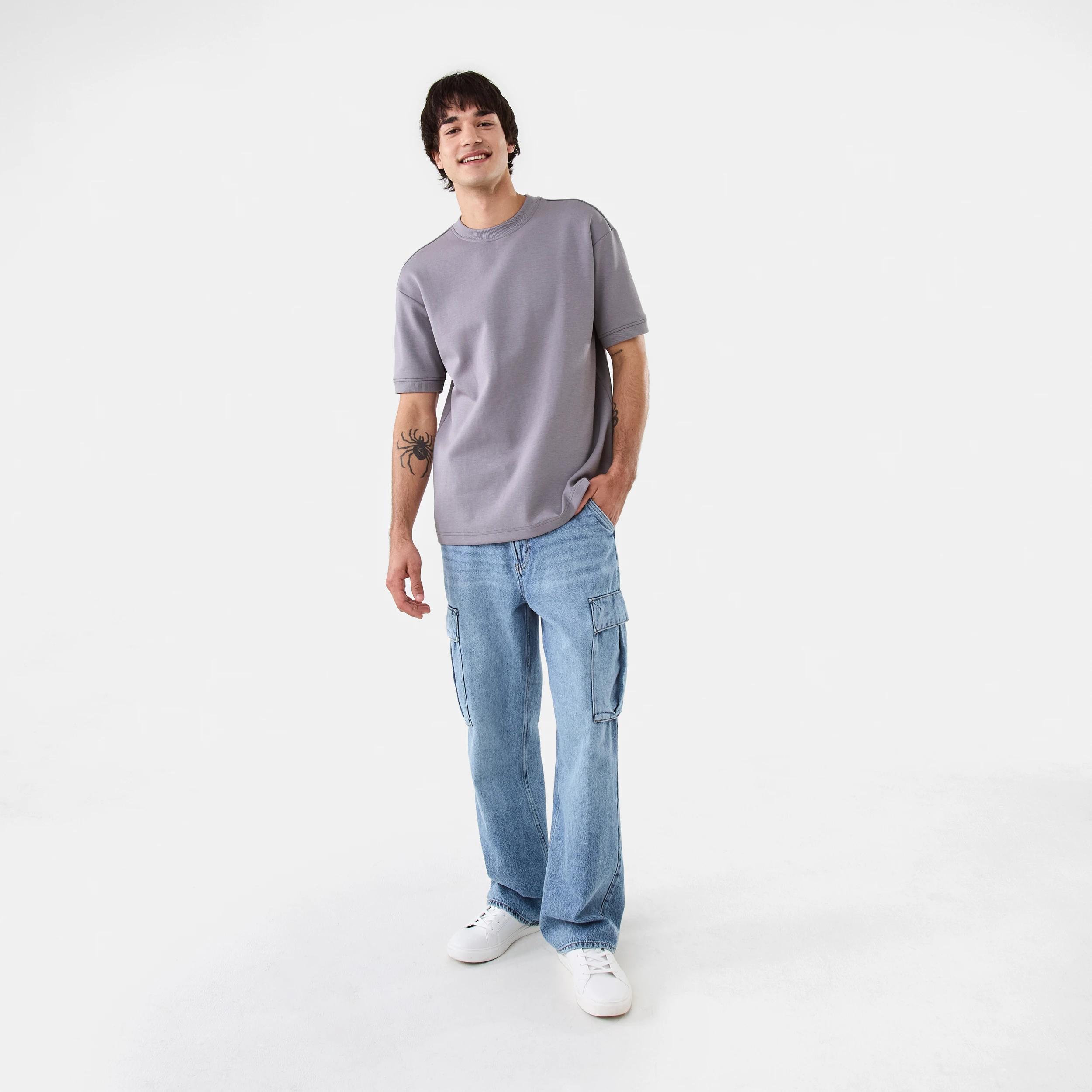 2 Baggy Cargo Jeans Light Wash, 2 of 7