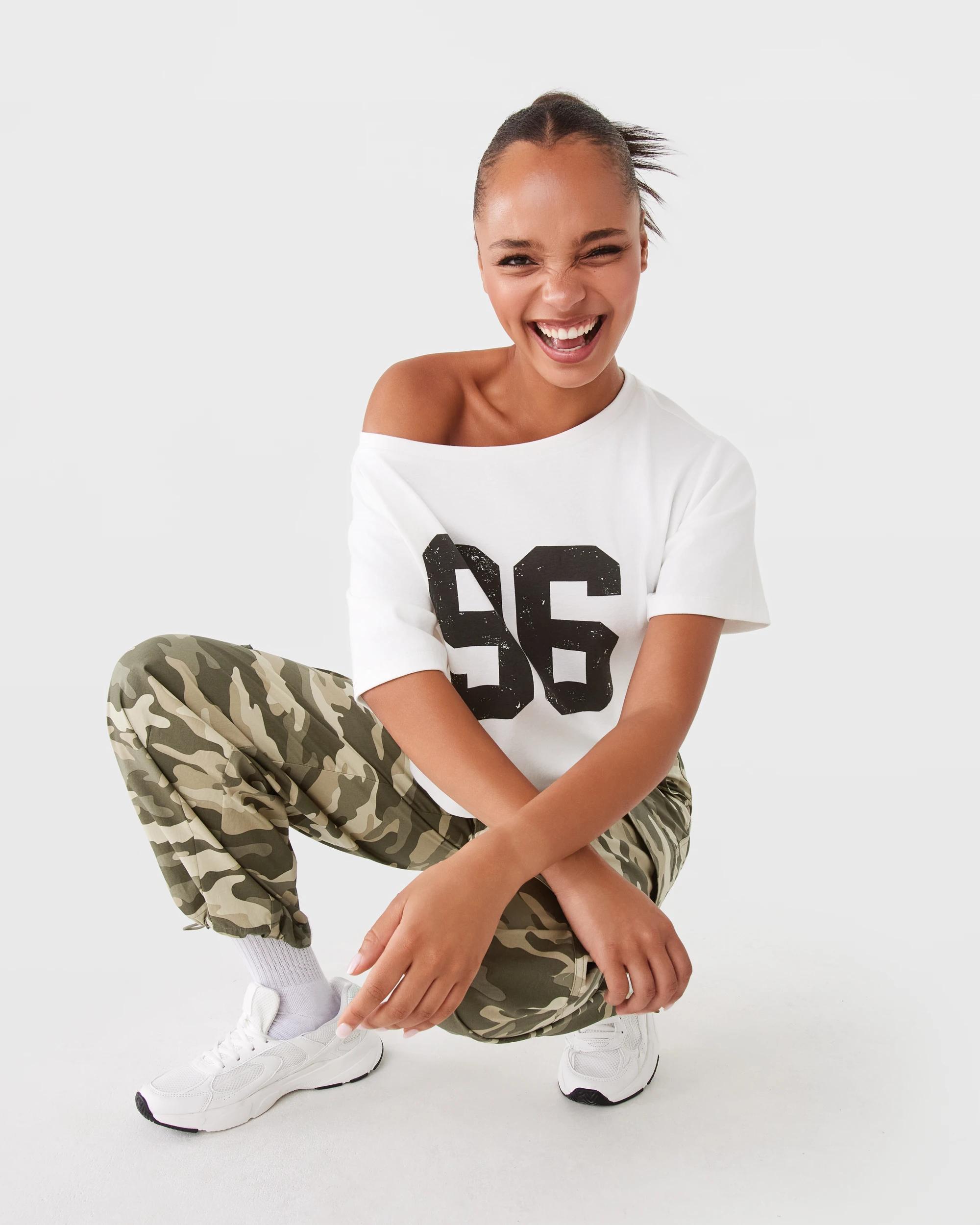 9 Off The Shoulder Print T-shirt Snw White, 9 of 10