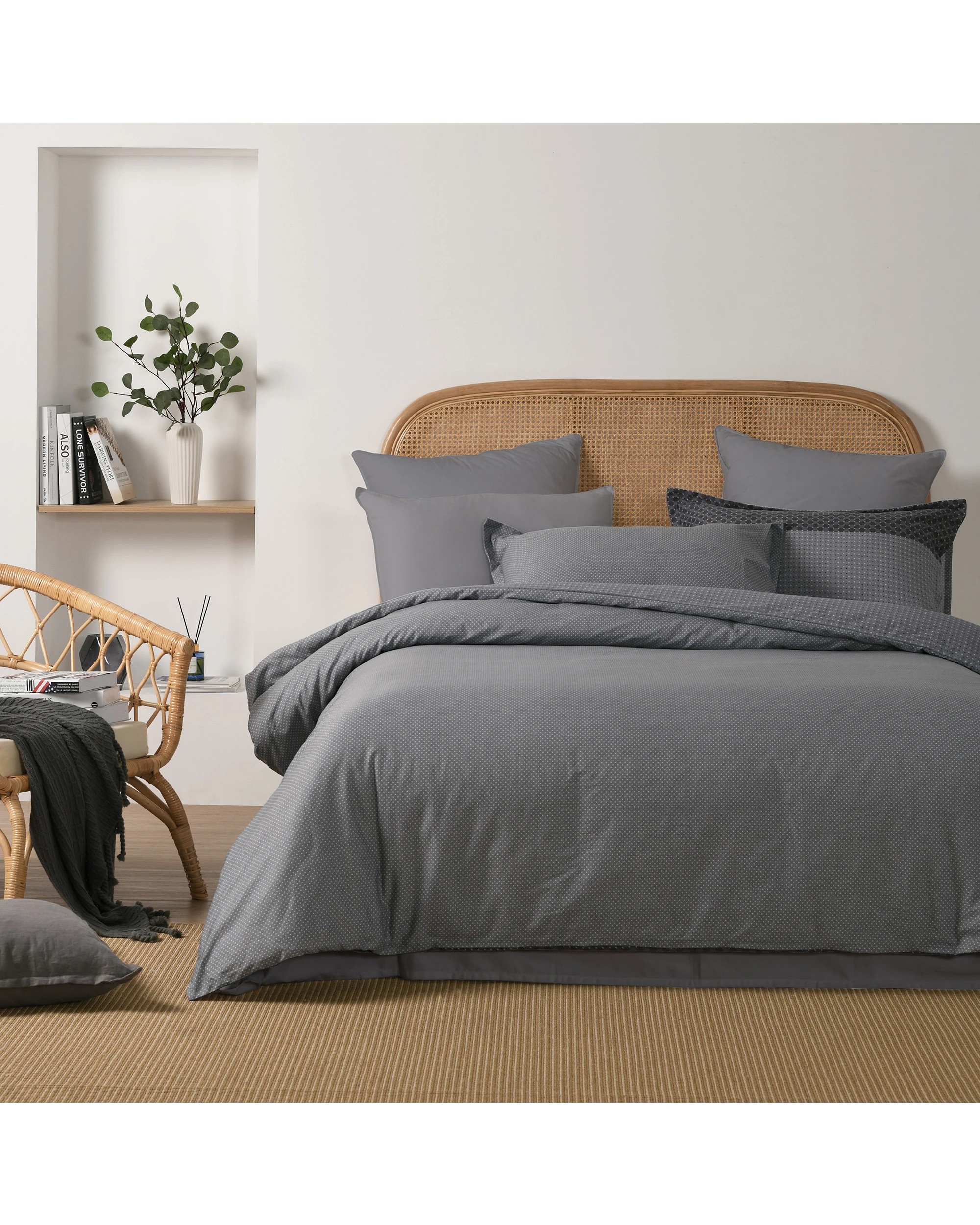 2 Dreamaker Aster 100% Cotton Reversible Quilt Cover Set - Double Bed - Grey, 2 of 8