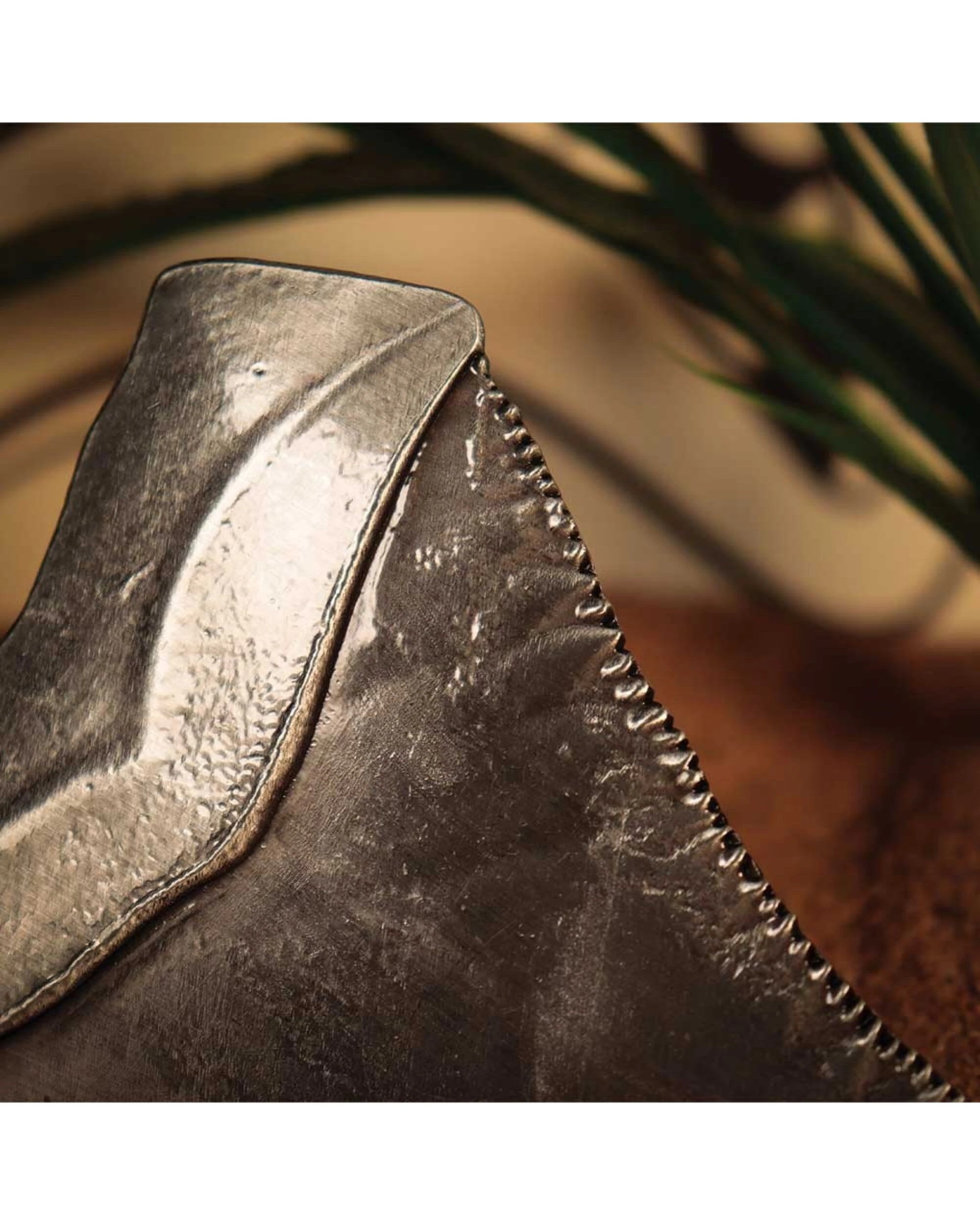 5 Jaws (50th Anniversary) - Shark Tooth Replica, 5 of 5
