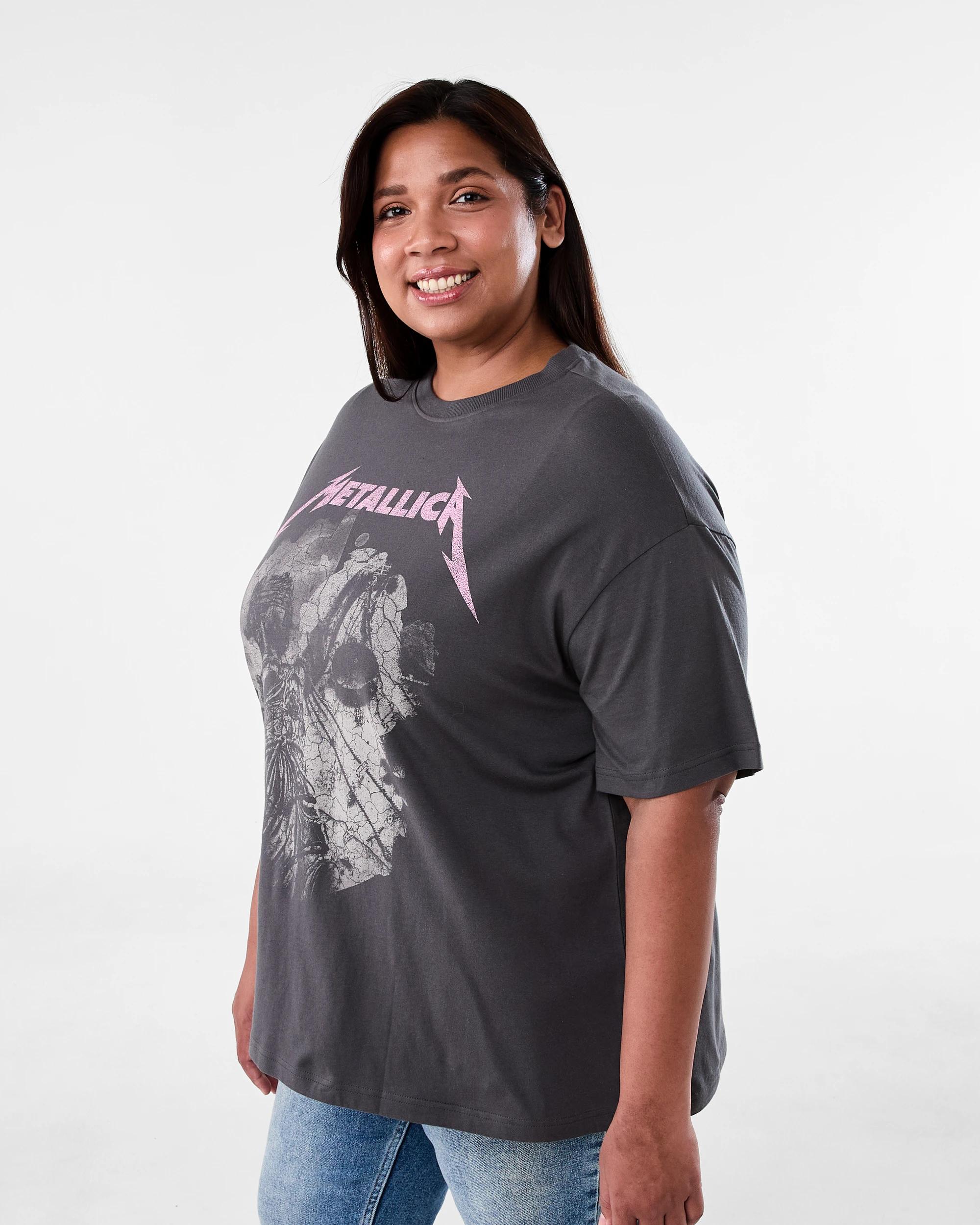 2 Curve Metallica License Short Sleeve T-shirt Metallica, 2 of 6