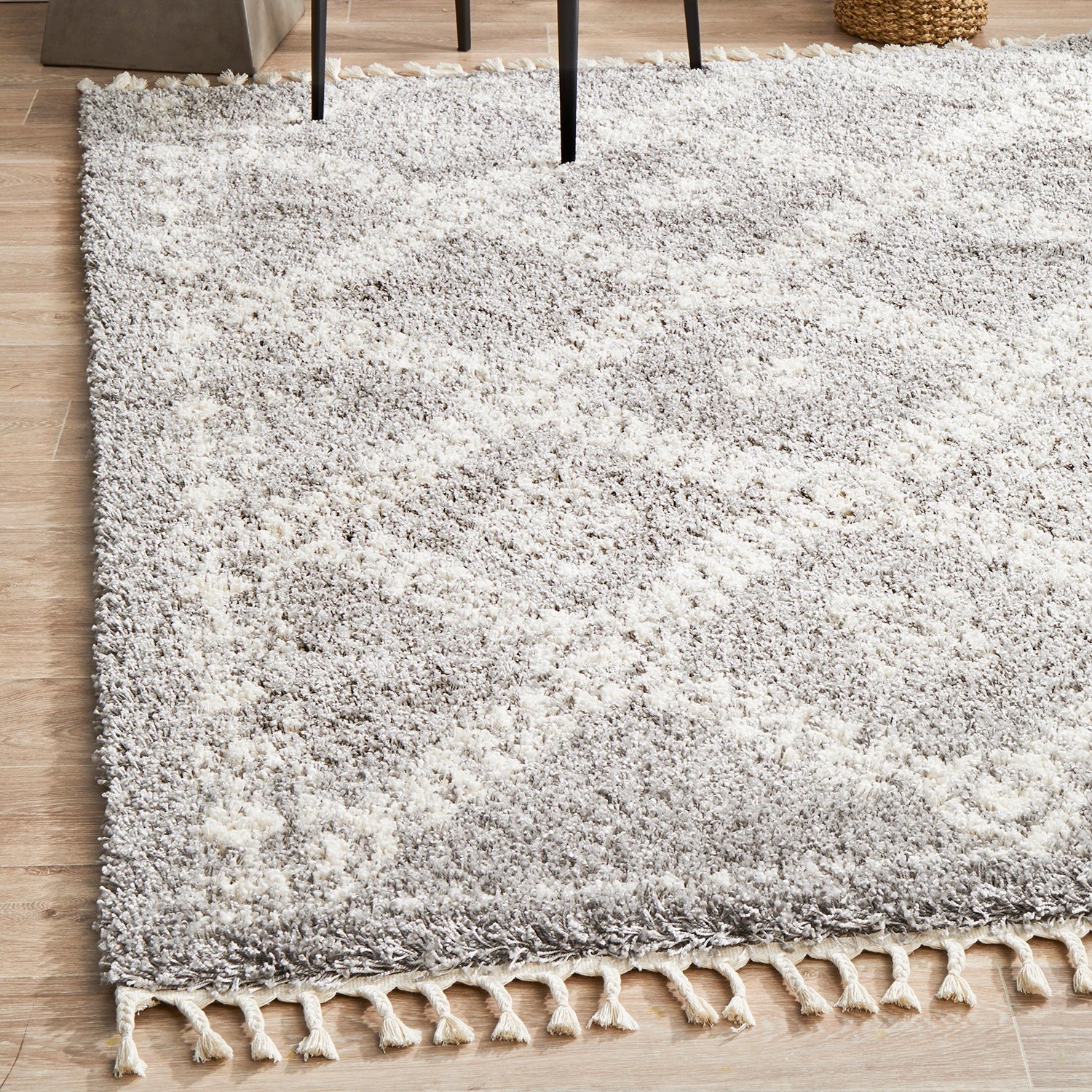 1 Common Ground Rugs Amber 33 170x120cm - Small Power Loomed Shag Rug - Silver, 1 of 7