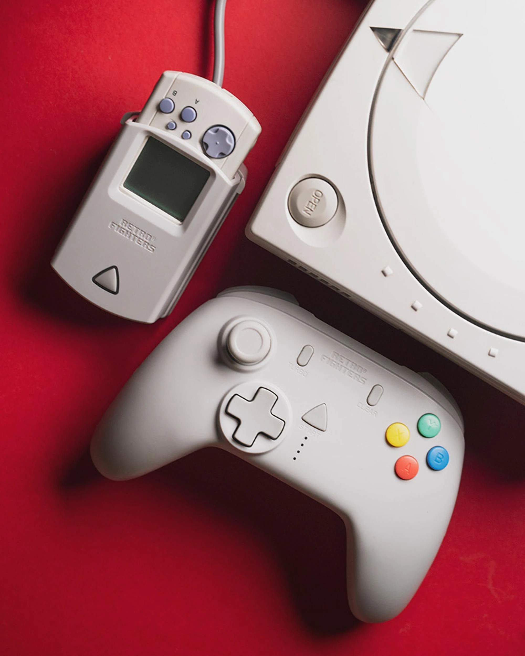 10 RETRO FIGHTERS StrikerDC Dreamcast Wireless Controller - White, 10 of 10